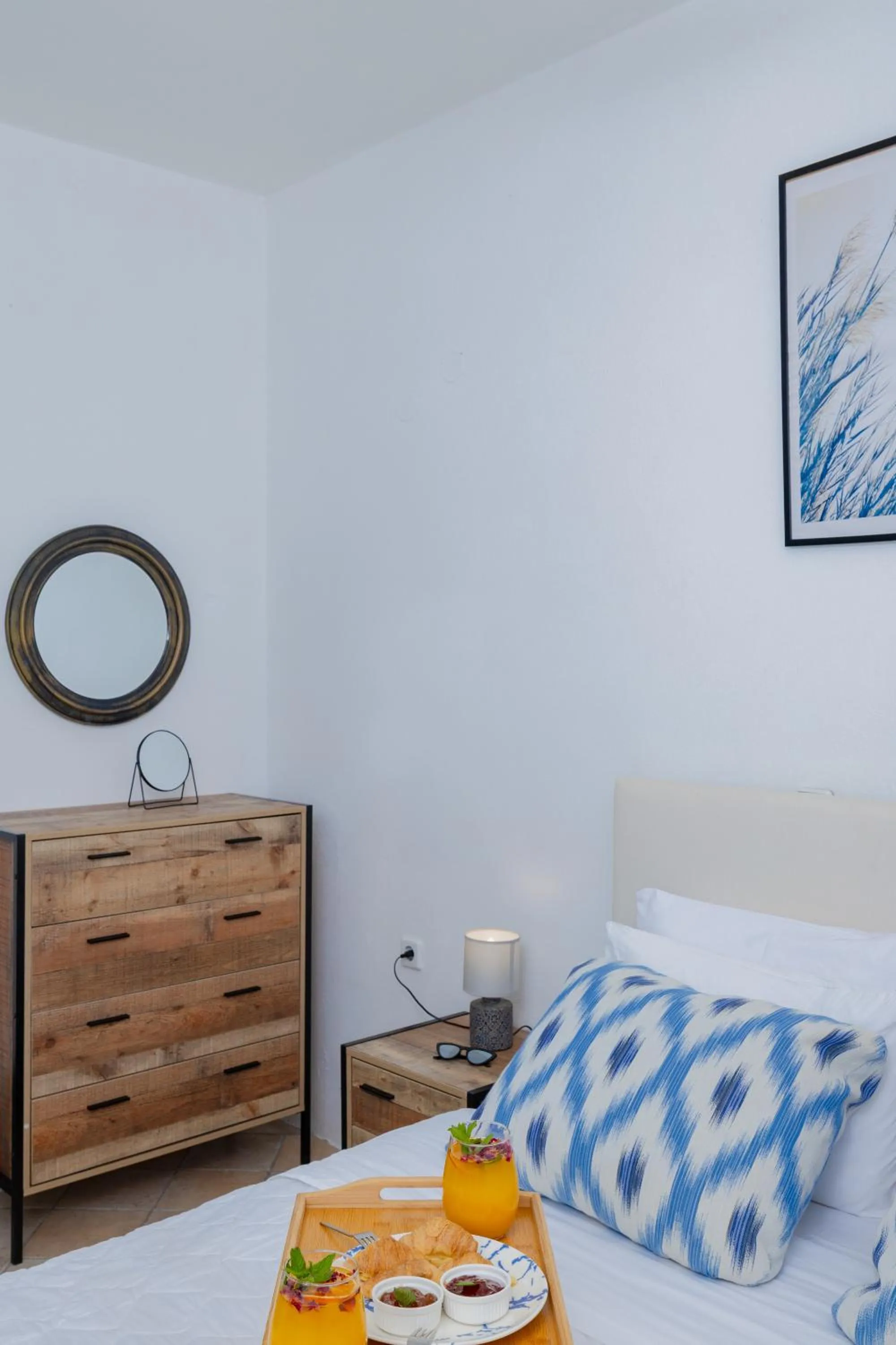 Bed in Eco Beach And Magic Garden Hotel