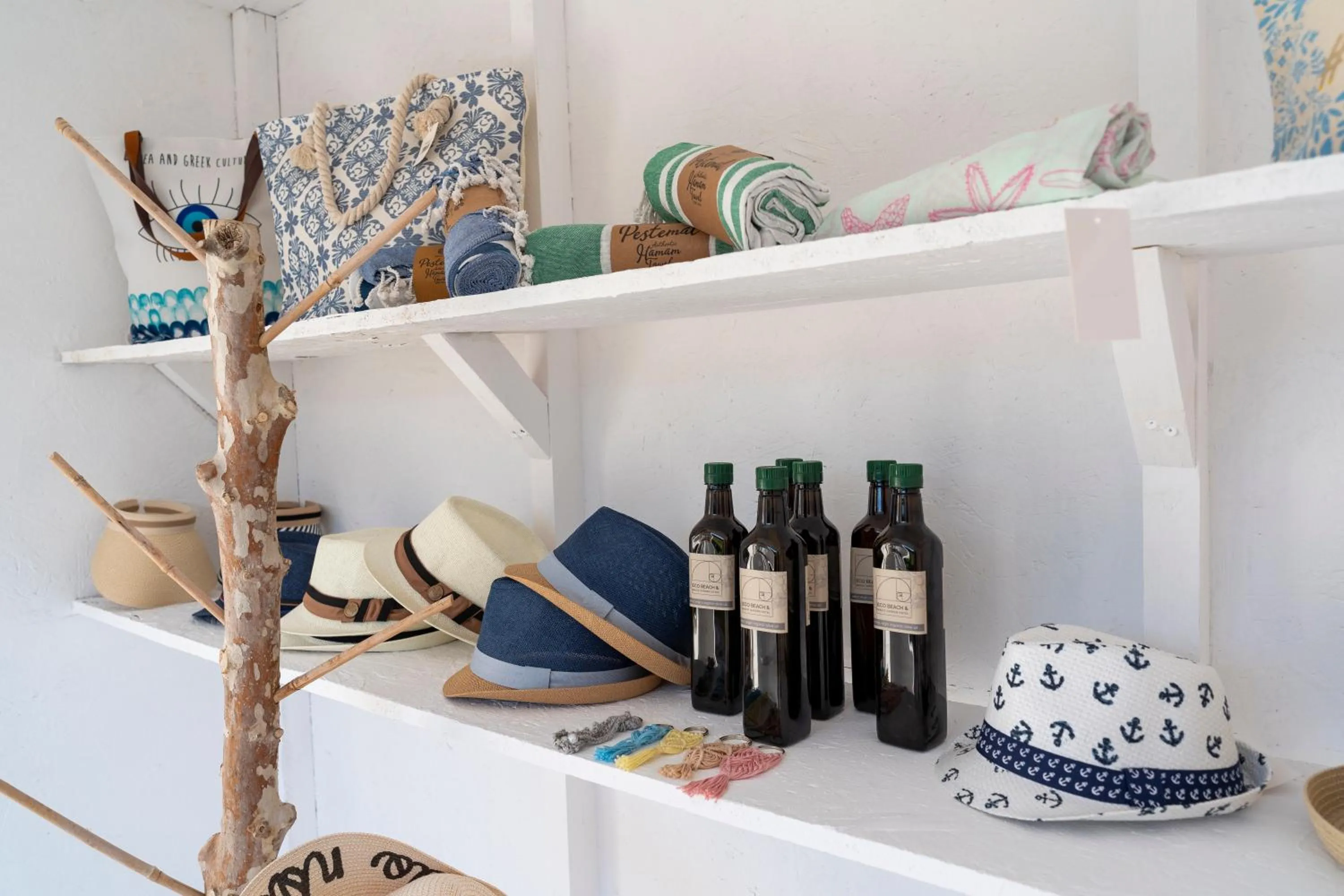 On-site shops in Eco Beach And Magic Garden Hotel