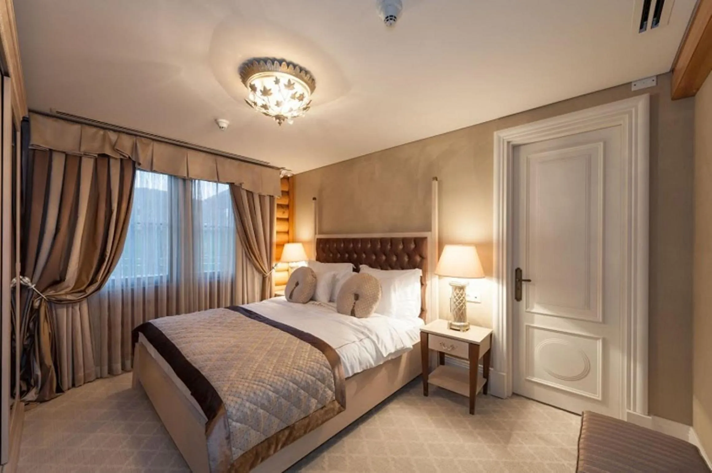 Photo of the whole room, Bed in Quba Palace Hotel & Golf Resort