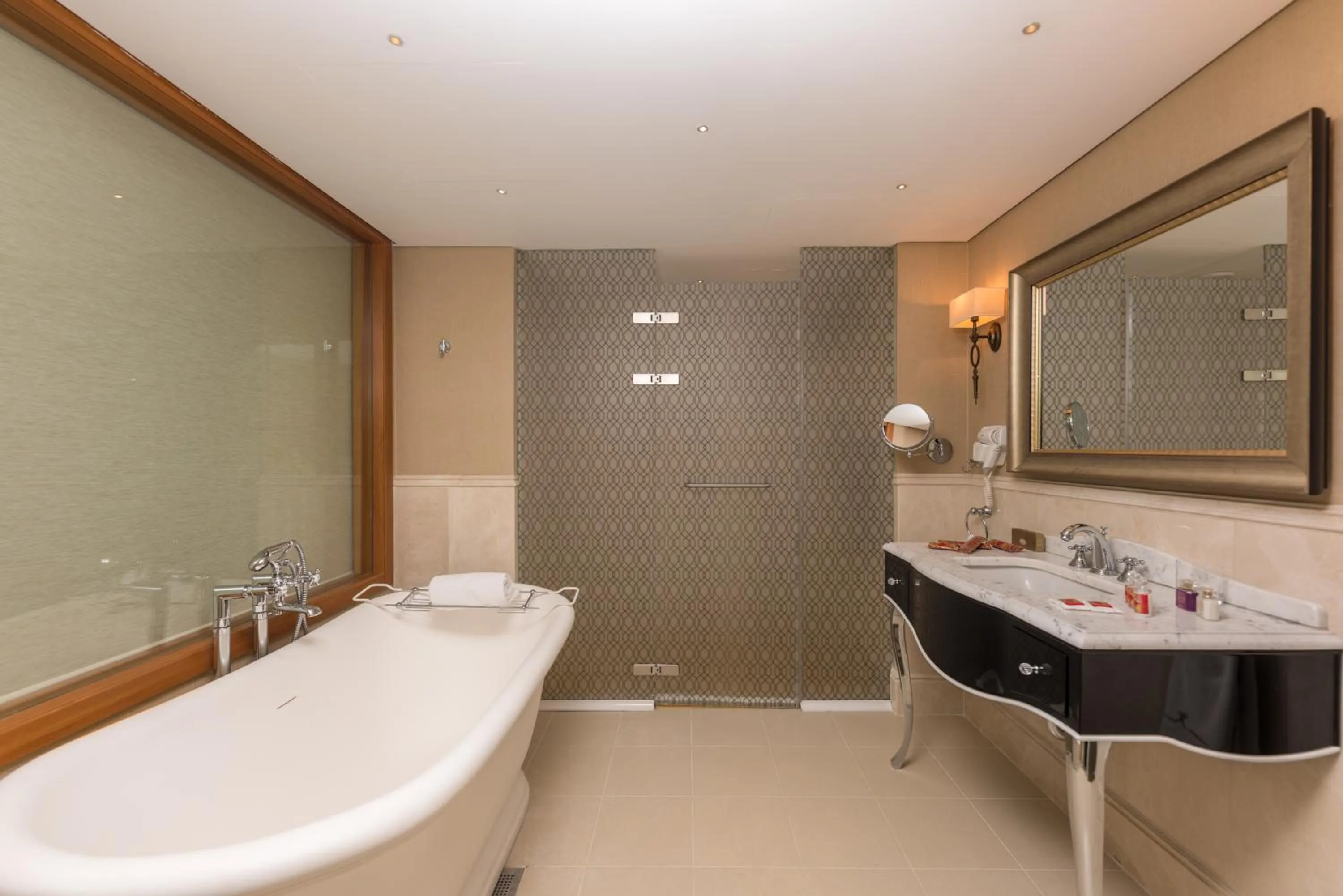 Bath in Quba Palace Hotel & Golf Resort