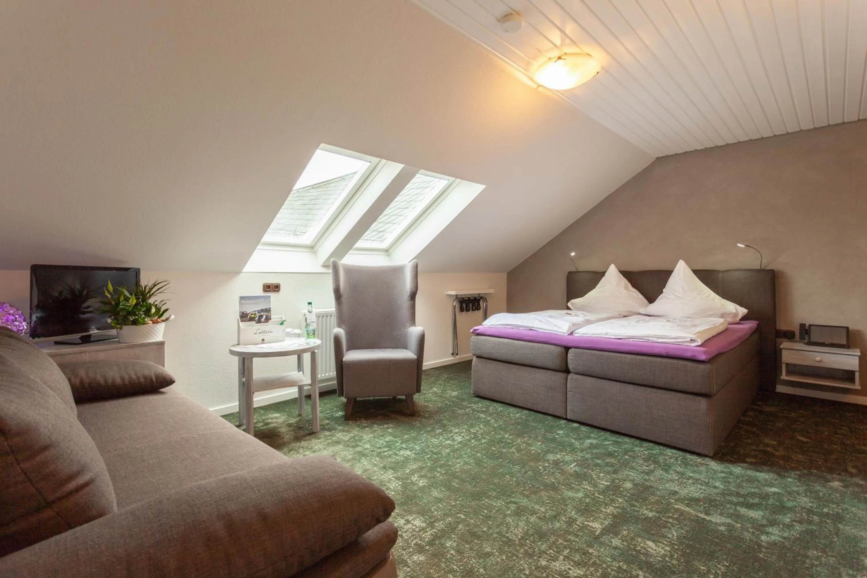 Photo of the whole room, Bed in Hotel Haus Andrea