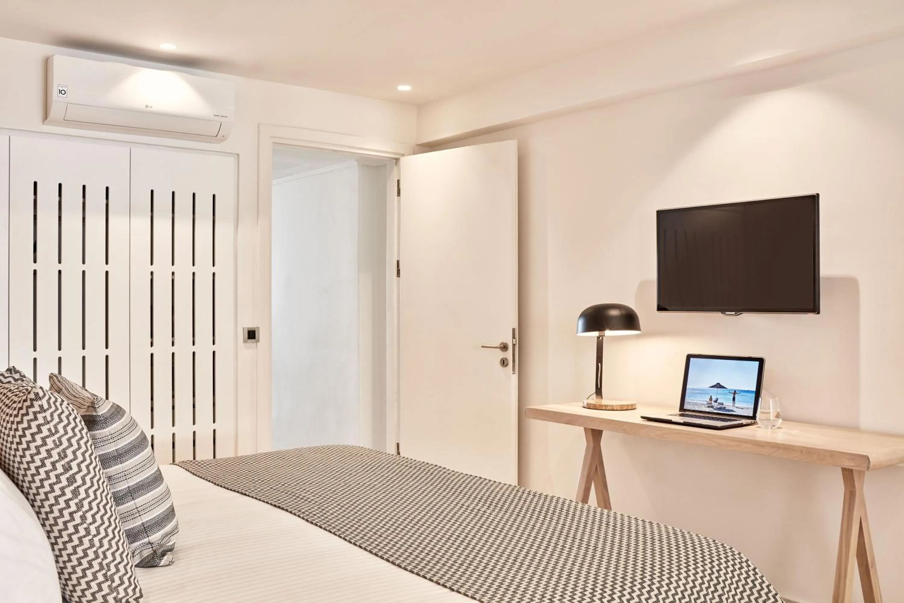 Bed in Atlantica Marmari Palace