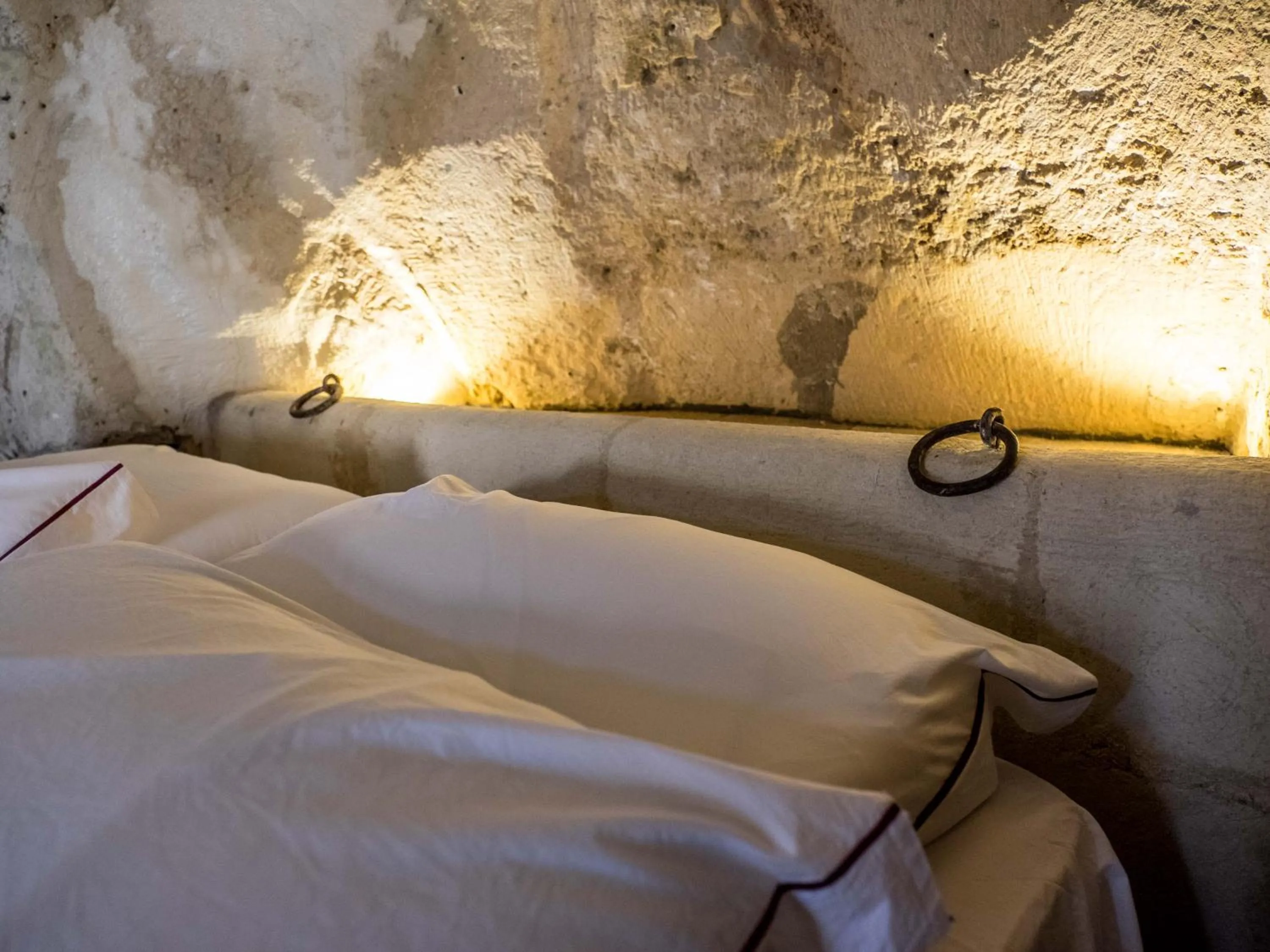 Bed in ENOTRIO Barisano