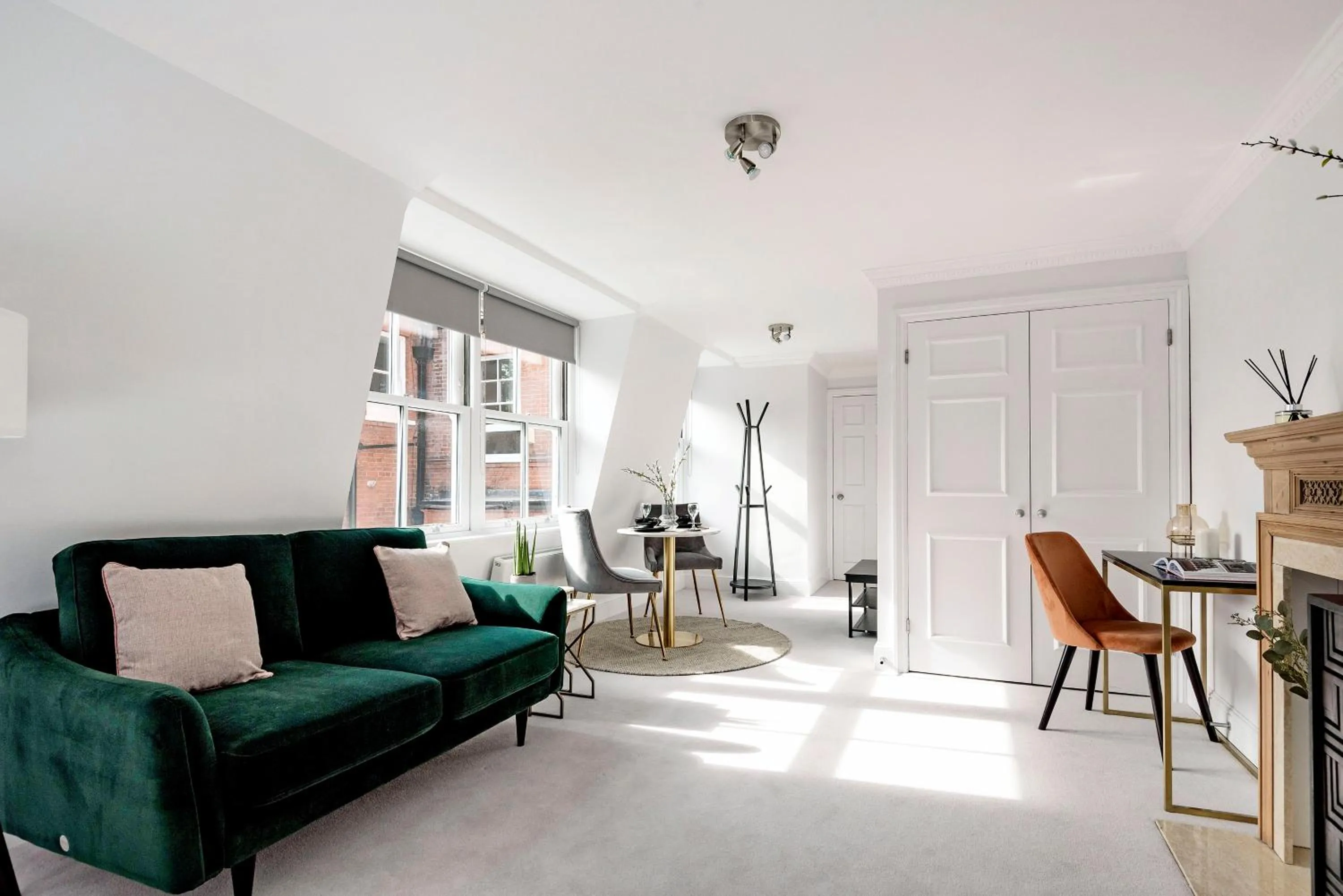 Living room in 3 Sloane Gardens