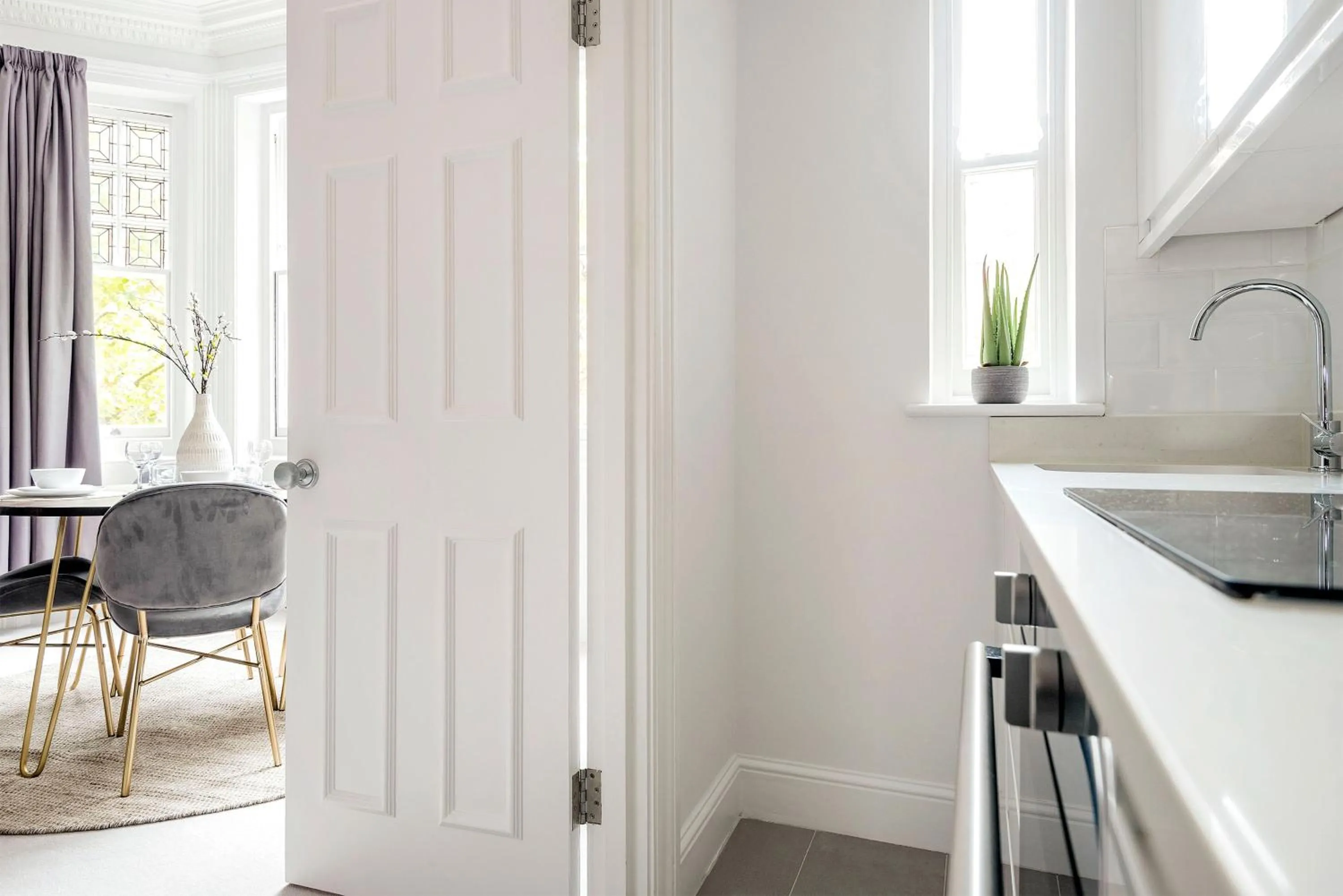Dining area in 3 Sloane Gardens