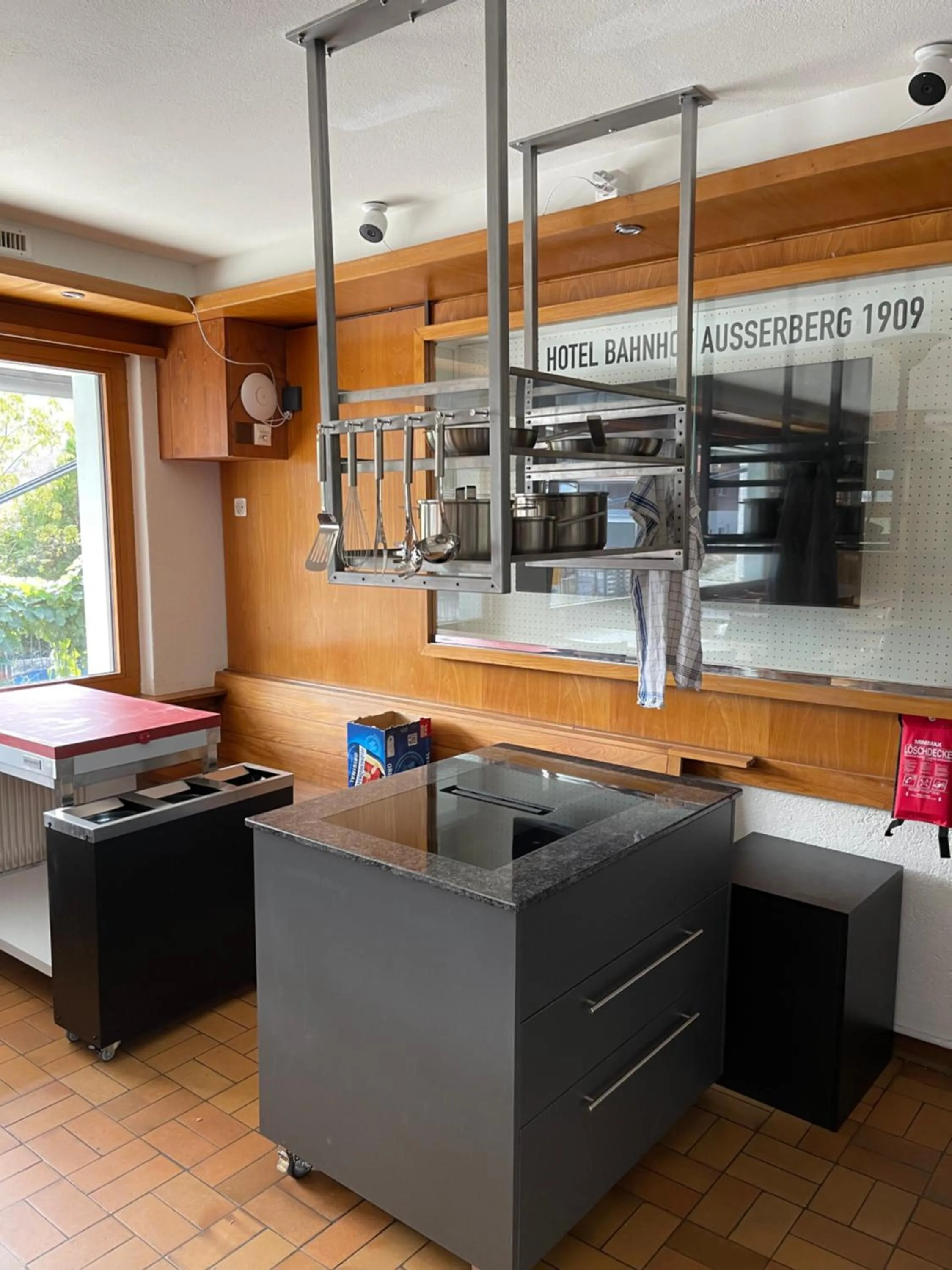 Kitchen or kitchenette in VISP erblick H O T E L AUSSERBERG Early & Late Check-in