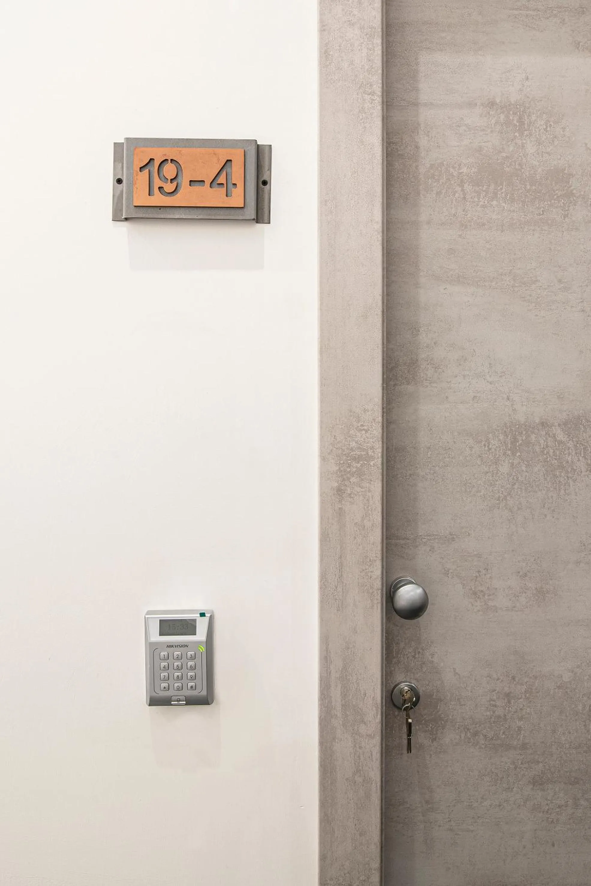 Decorative detail in Napul'è 19