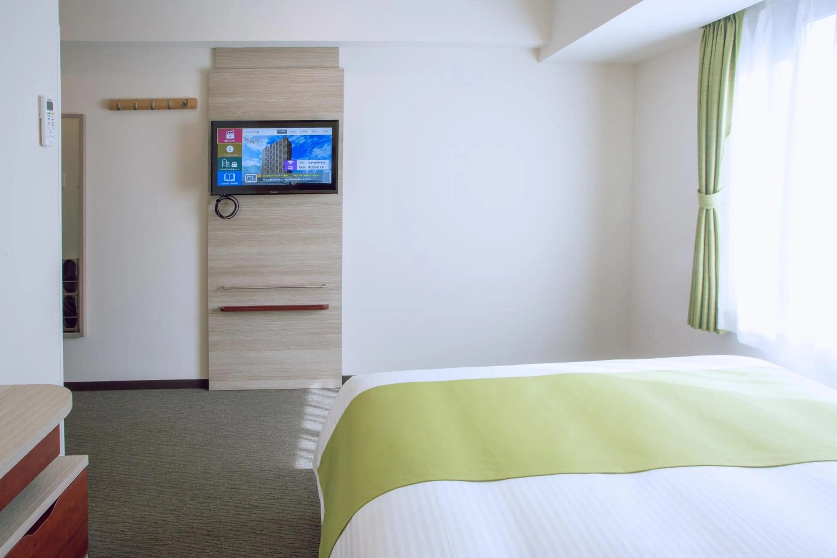 Bed in Kuretake Inn Premium Meieki minami