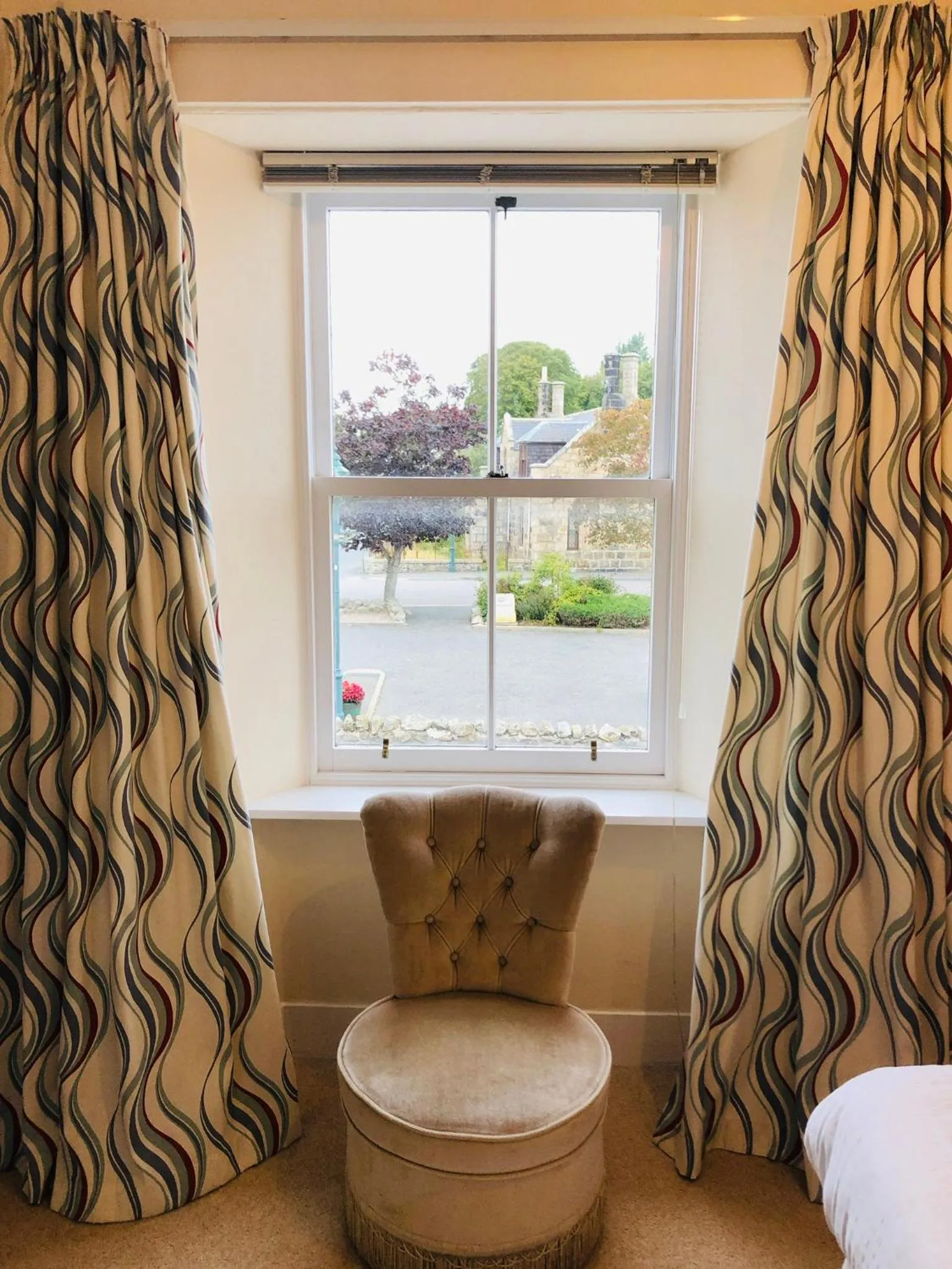 The Aberdeen Arms Hotel