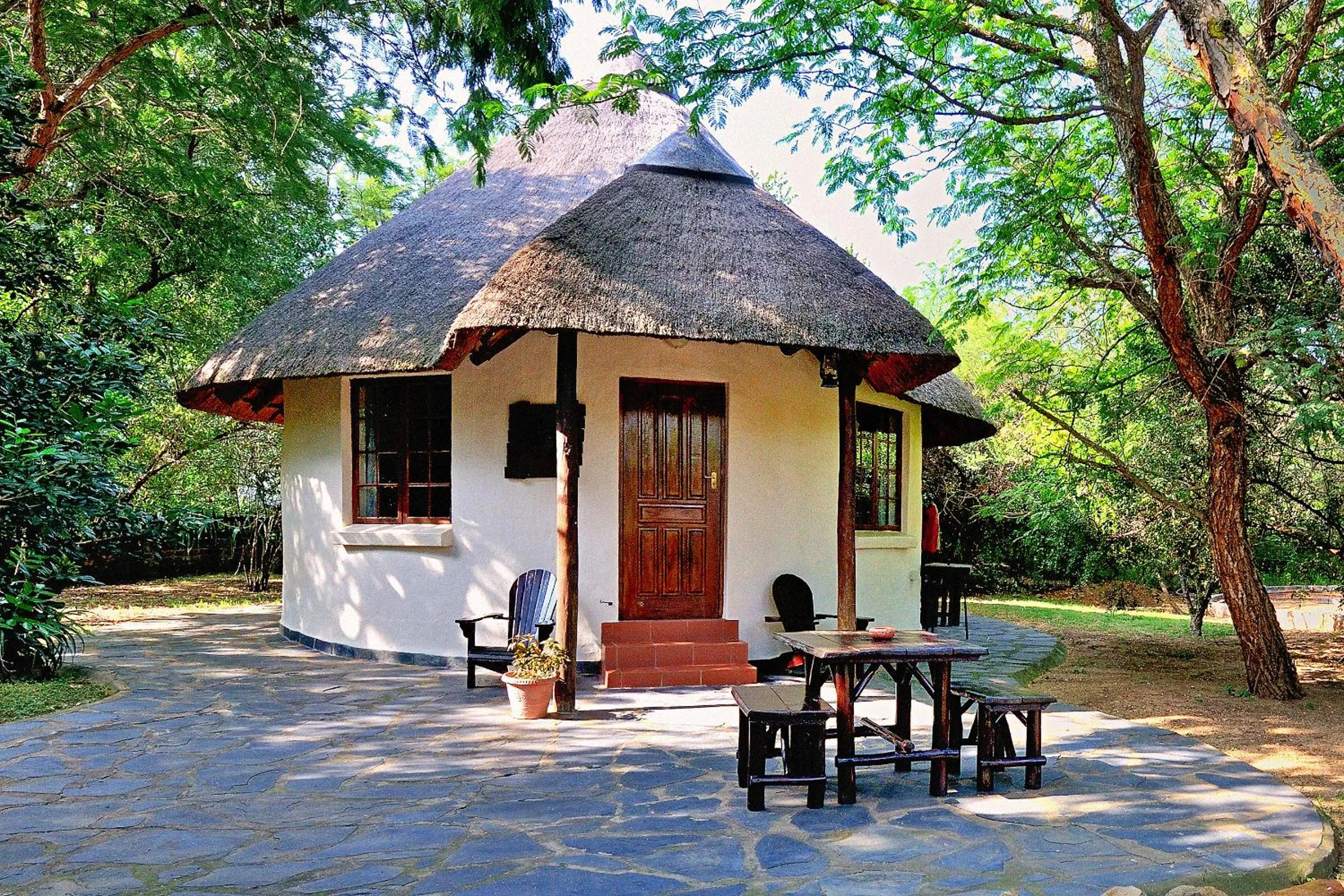 Property building in Aquanzi Lodge