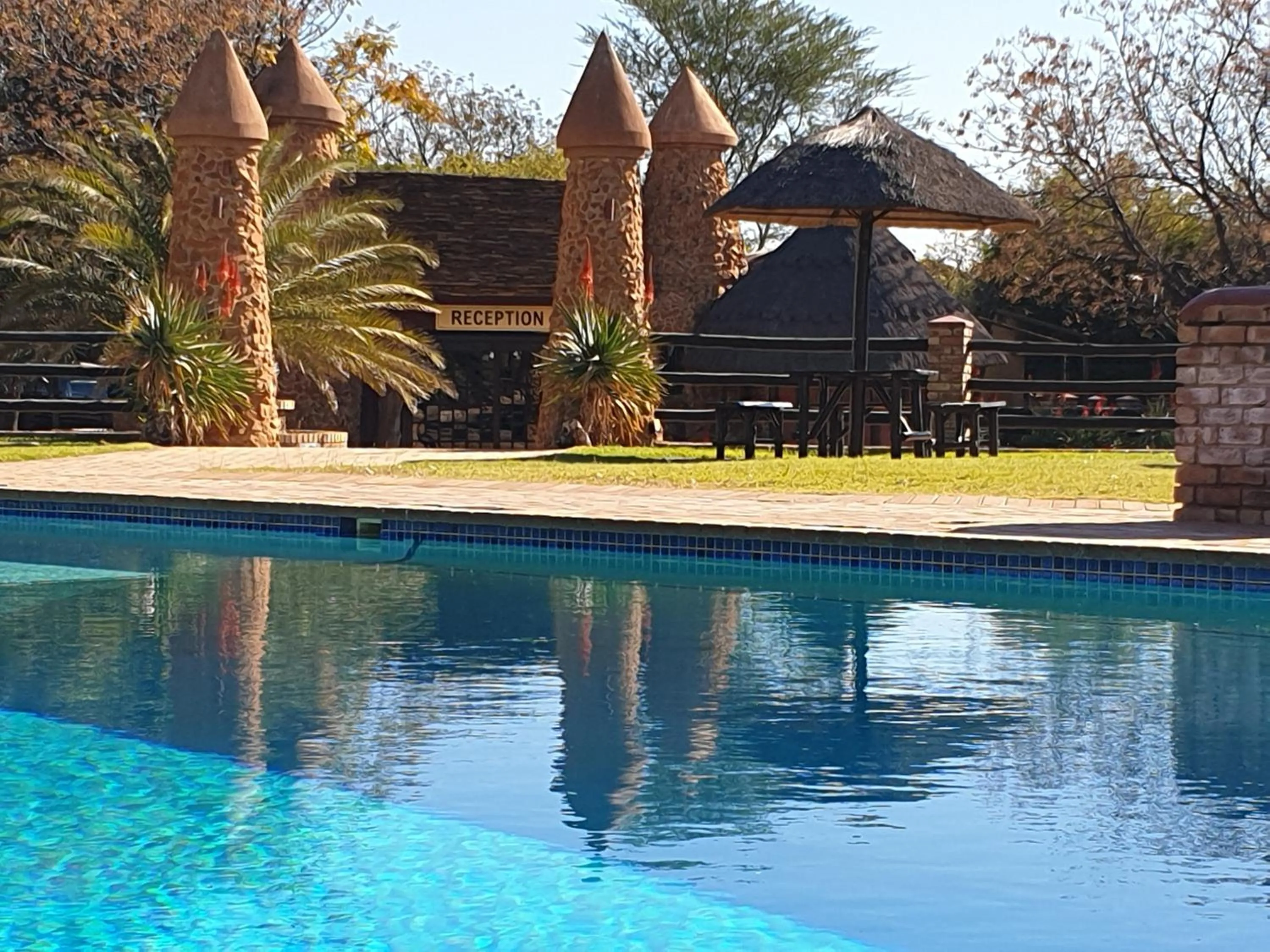 Swimming pool in Aquanzi Lodge