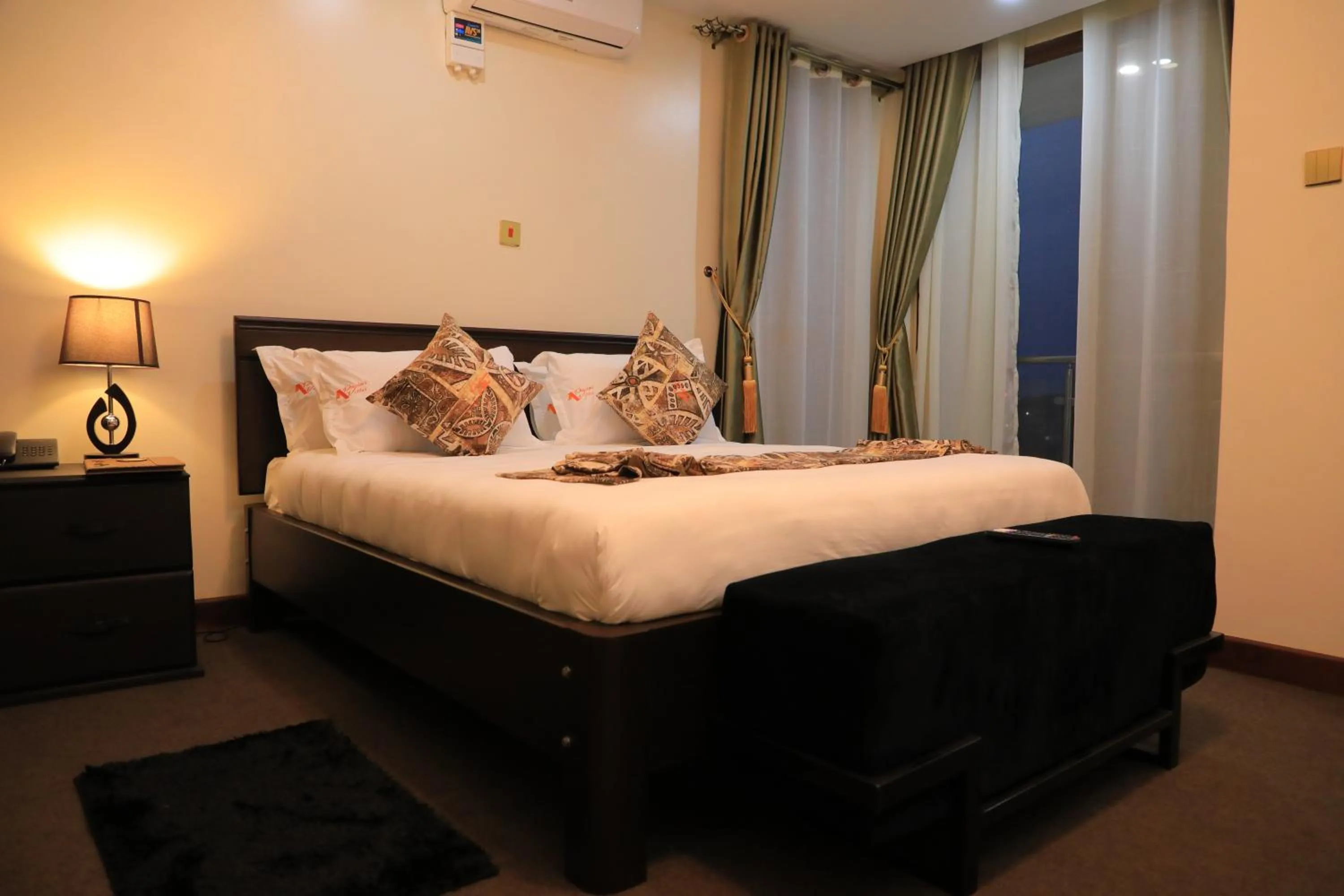 Bed in Precious Villas Lubowa