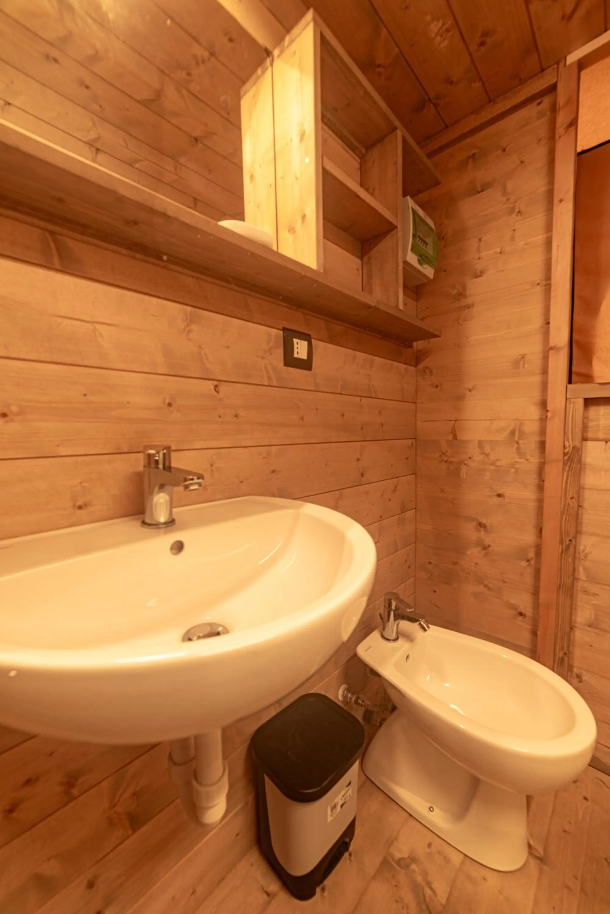 Bathroom in Delle Rose Camping & Glamping Village