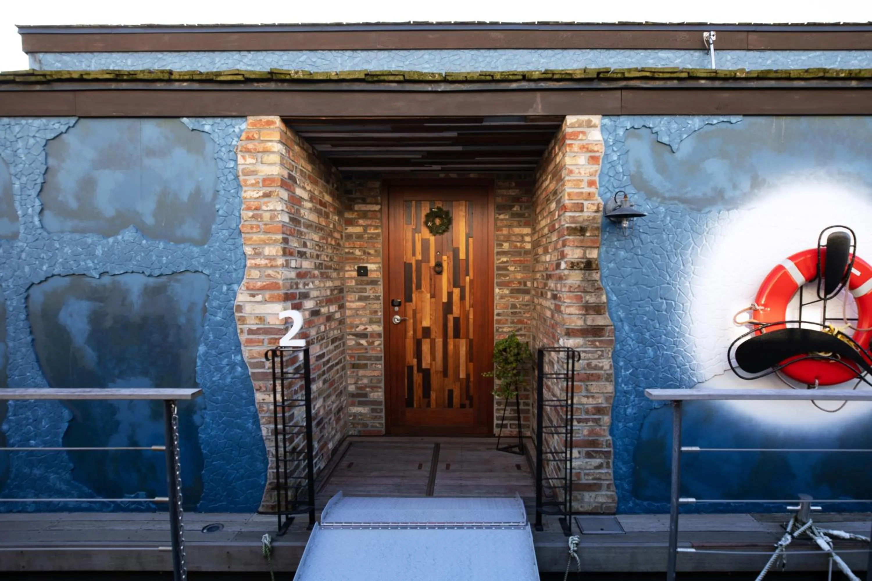 Property building in PETALS TOKYO - Floating Hotel