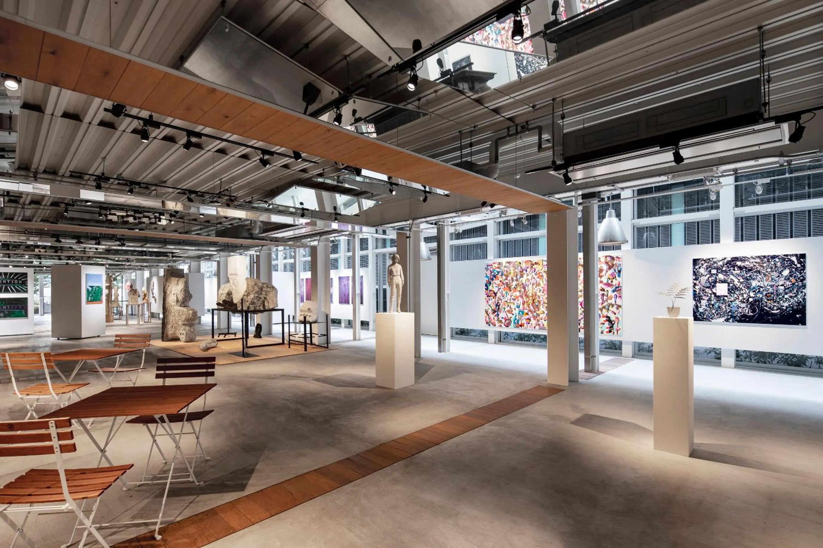 Nearby landmark in PETALS TOKYO - Floating Hotel