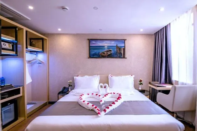 Bed in La Maison Royale South C