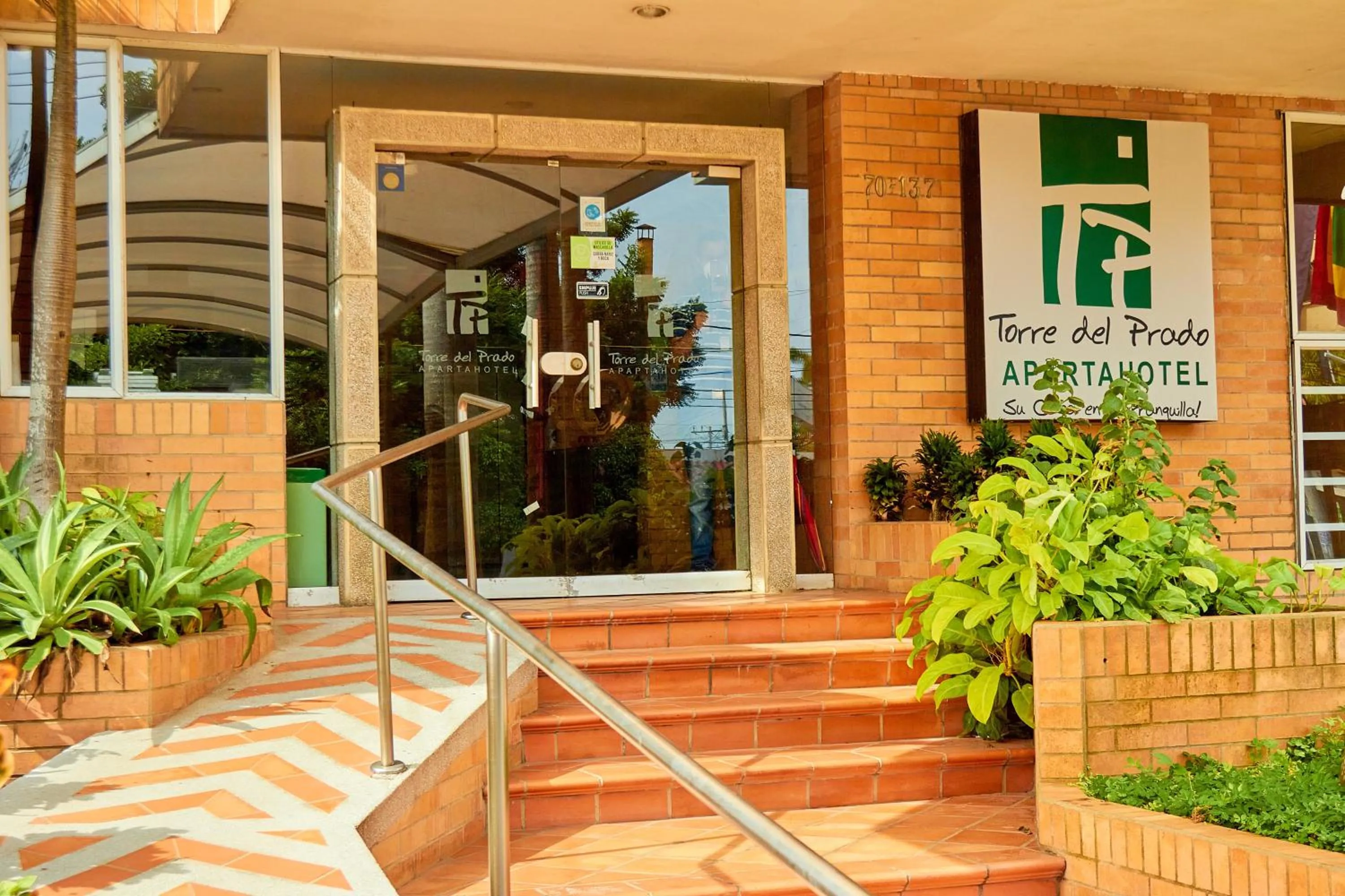 Facade/entrance in Hotel Torre del Prado