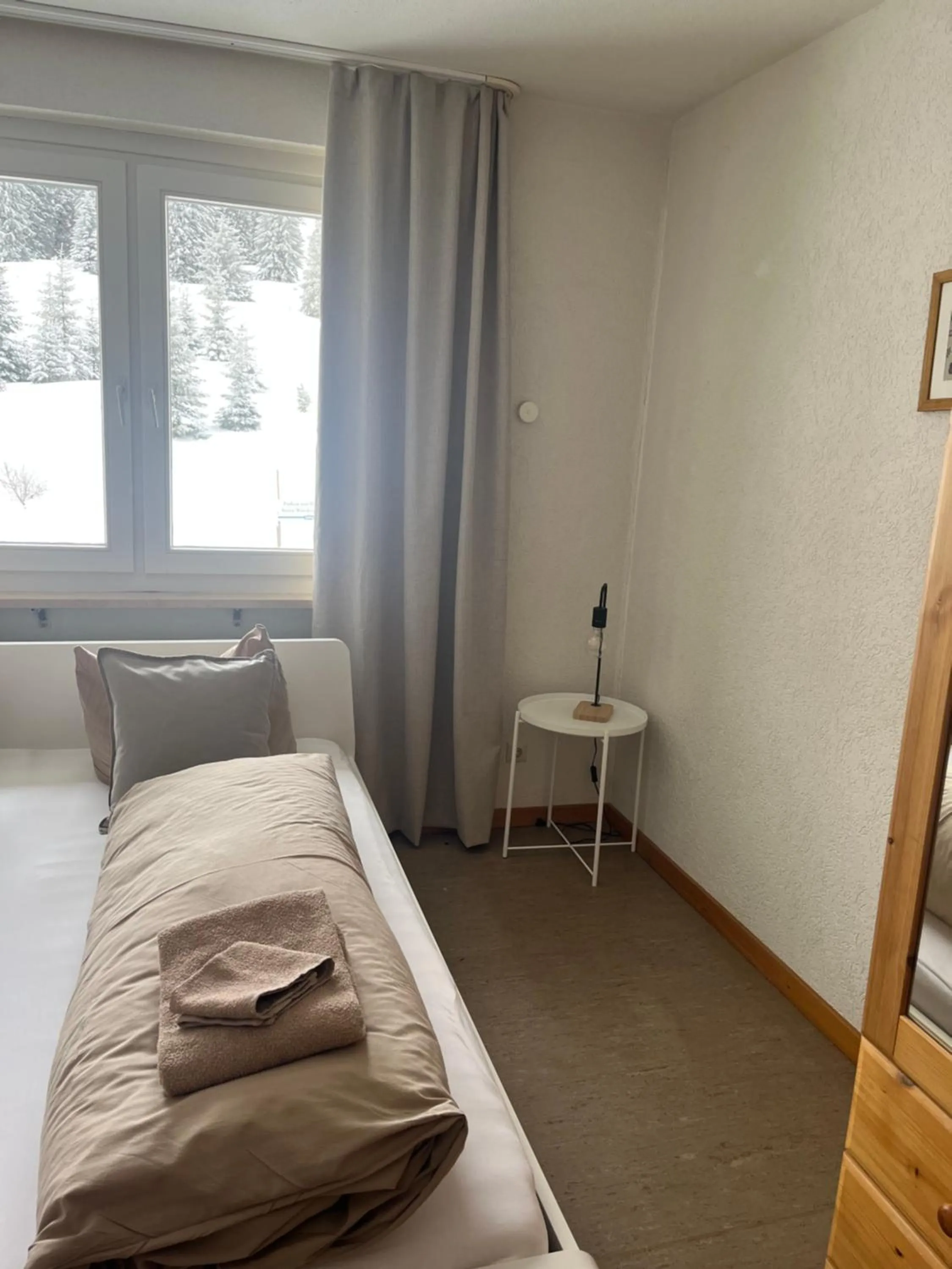 Photo of the whole room, Bed in Berggasthof zur Todtnauer Hütte
