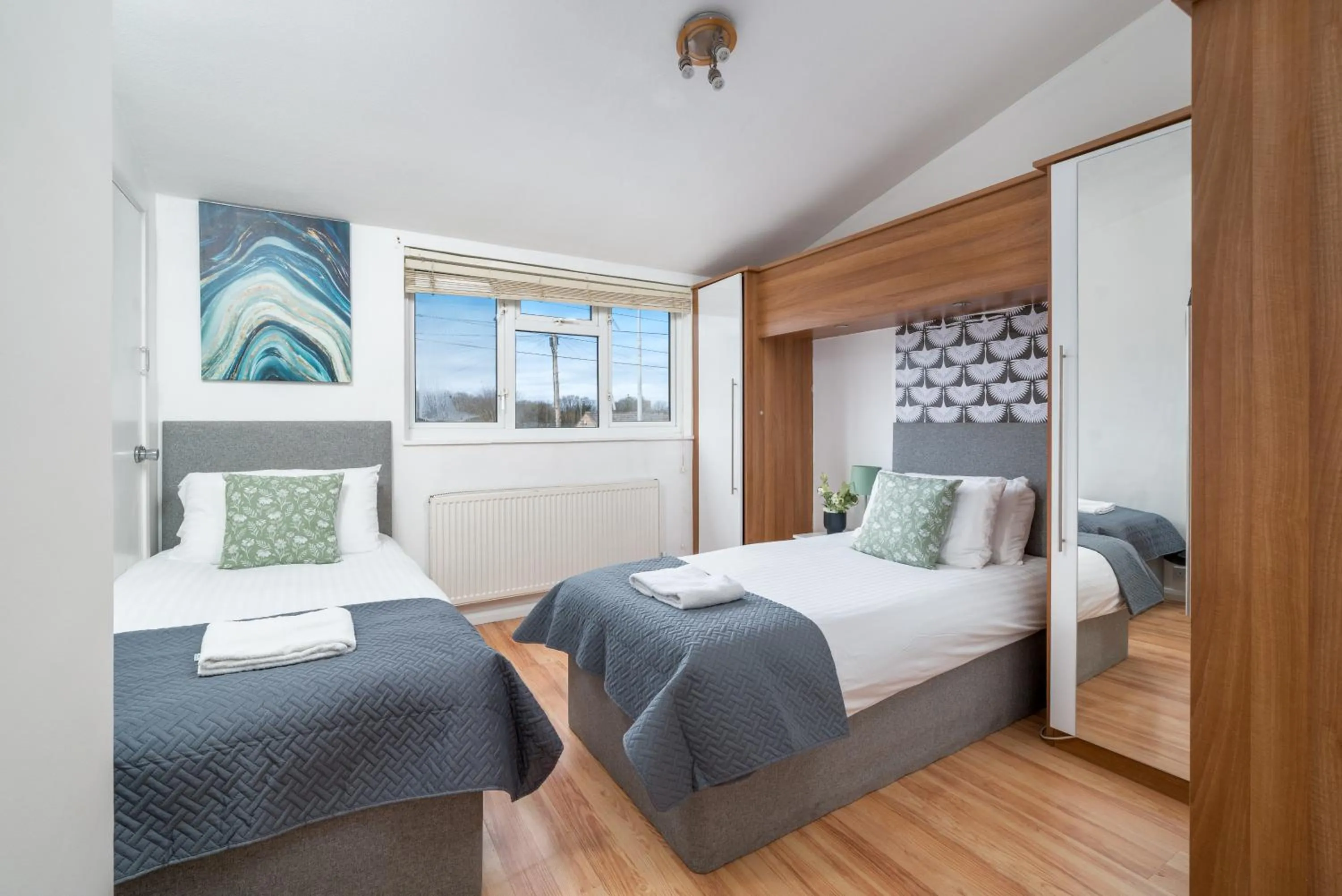 Bedroom, Bed in Skyvillion-STEVENAGE Amazing 3Bed House, Garden, Free Off Street Parking for 2 Cars, WiFi