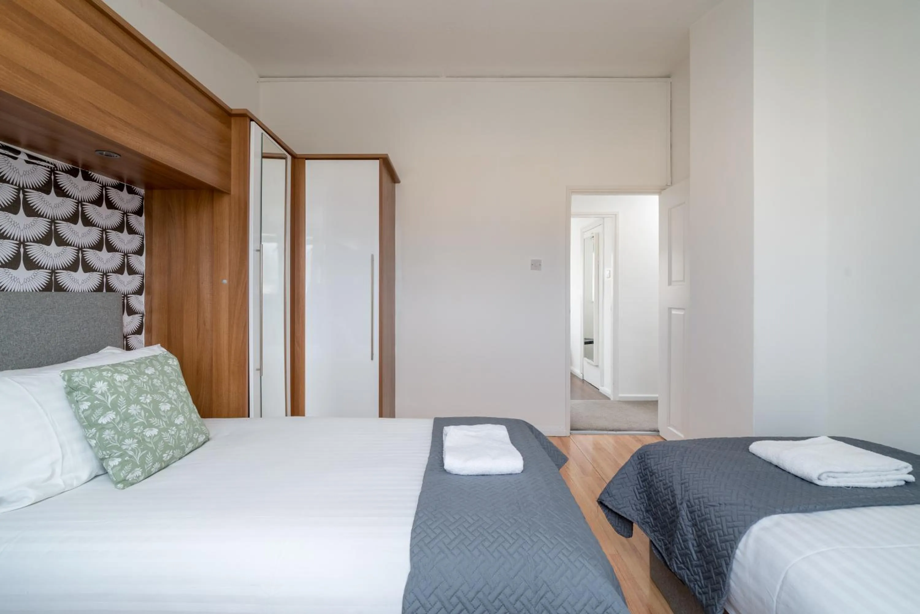 Bedroom, Bed in Skyvillion-STEVENAGE Amazing 3Bed House, Garden, Free Off Street Parking for 2 Cars, WiFi