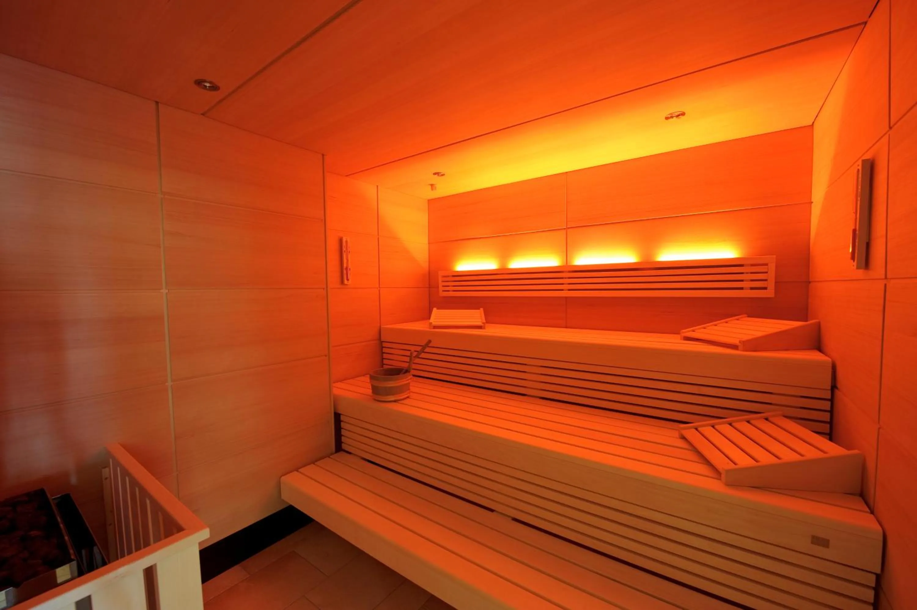 Spa and wellness centre/facilities, Bed in Hotel Adlerbräu