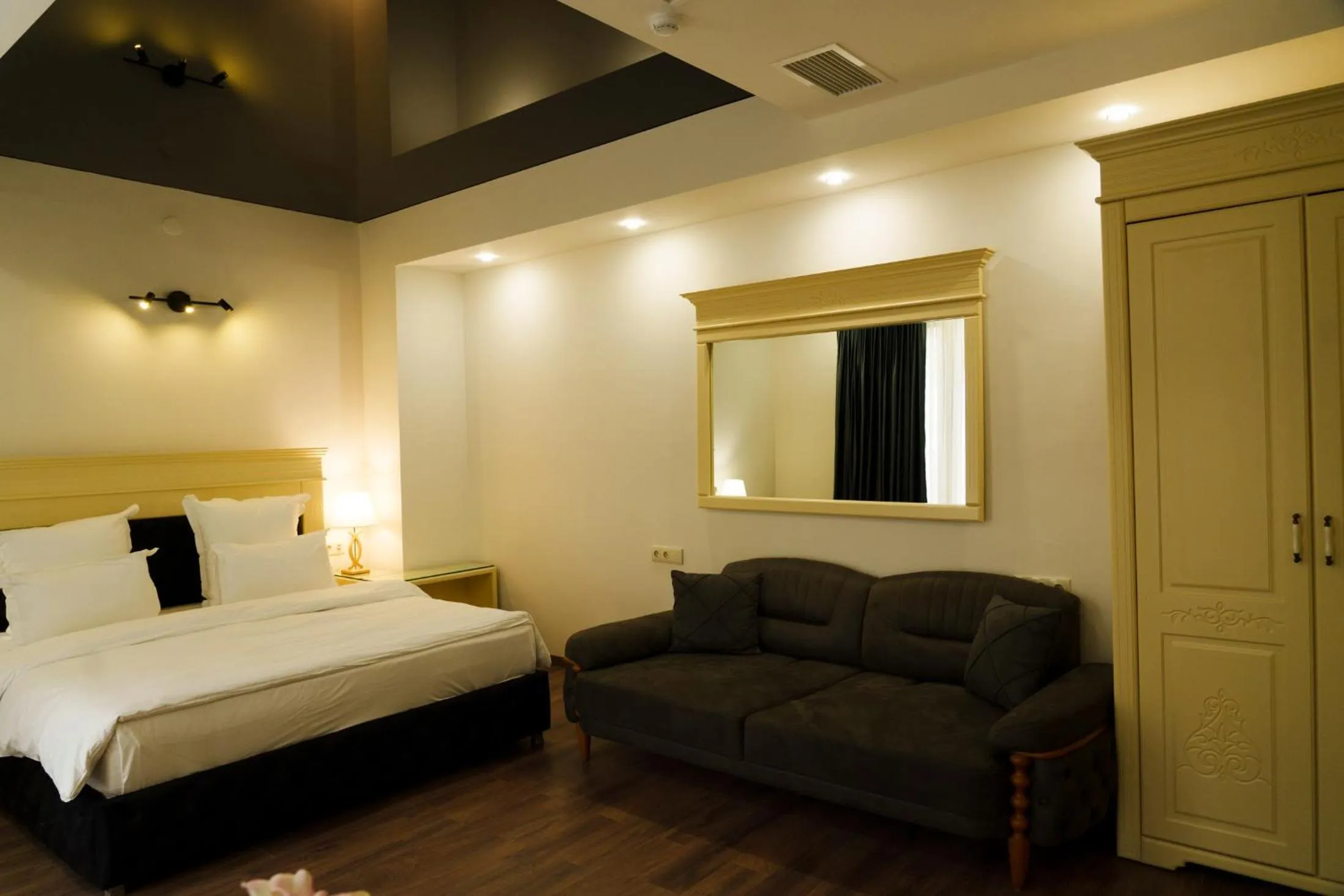 Bed in Wald Hotel Lagodekhi Rooms