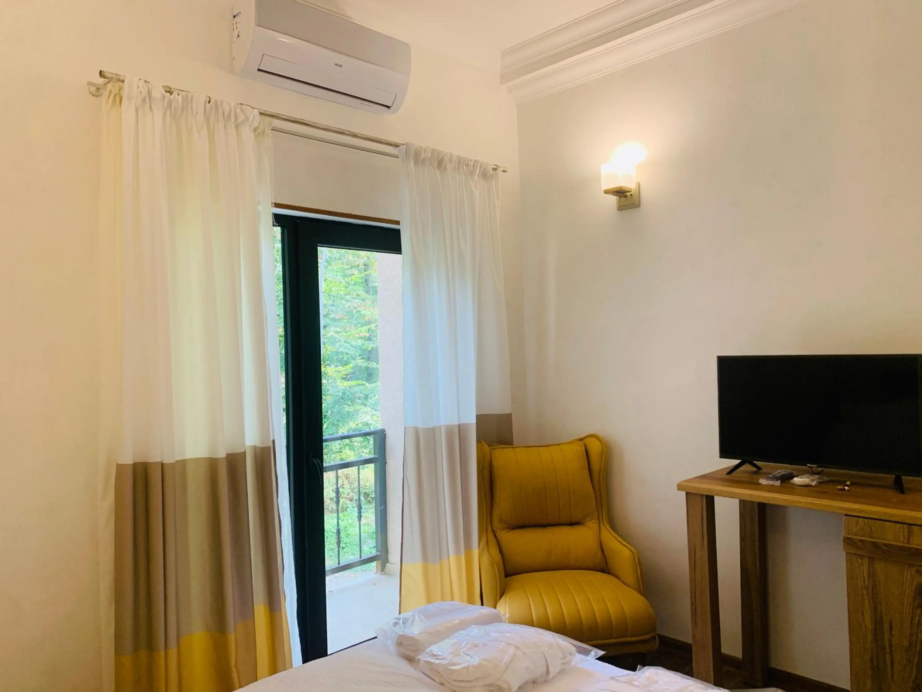 Bed in Wald Hotel Lagodekhi Rooms