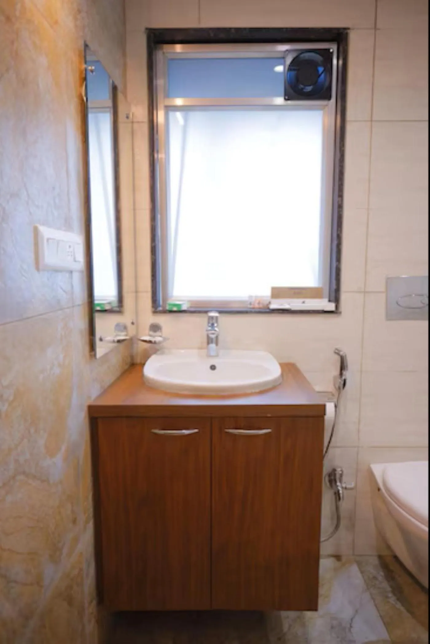 Bathroom in The Avenue Hotel Ballygunge