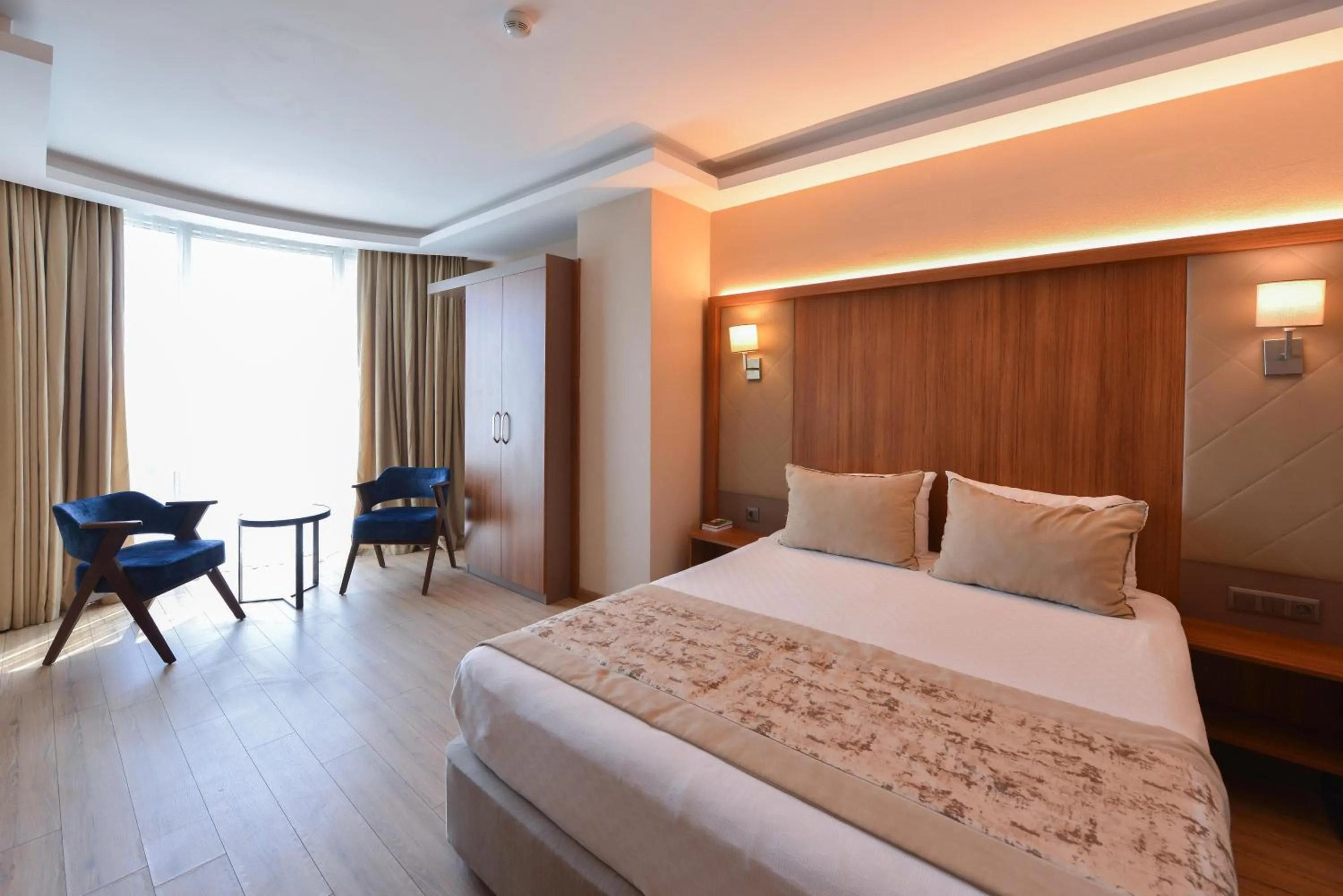 Photo of the whole room, Bed in İstport Hotels