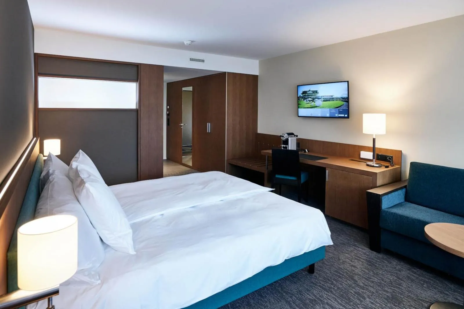 Photo of the whole room, Bed in Belvédère Strandhotel