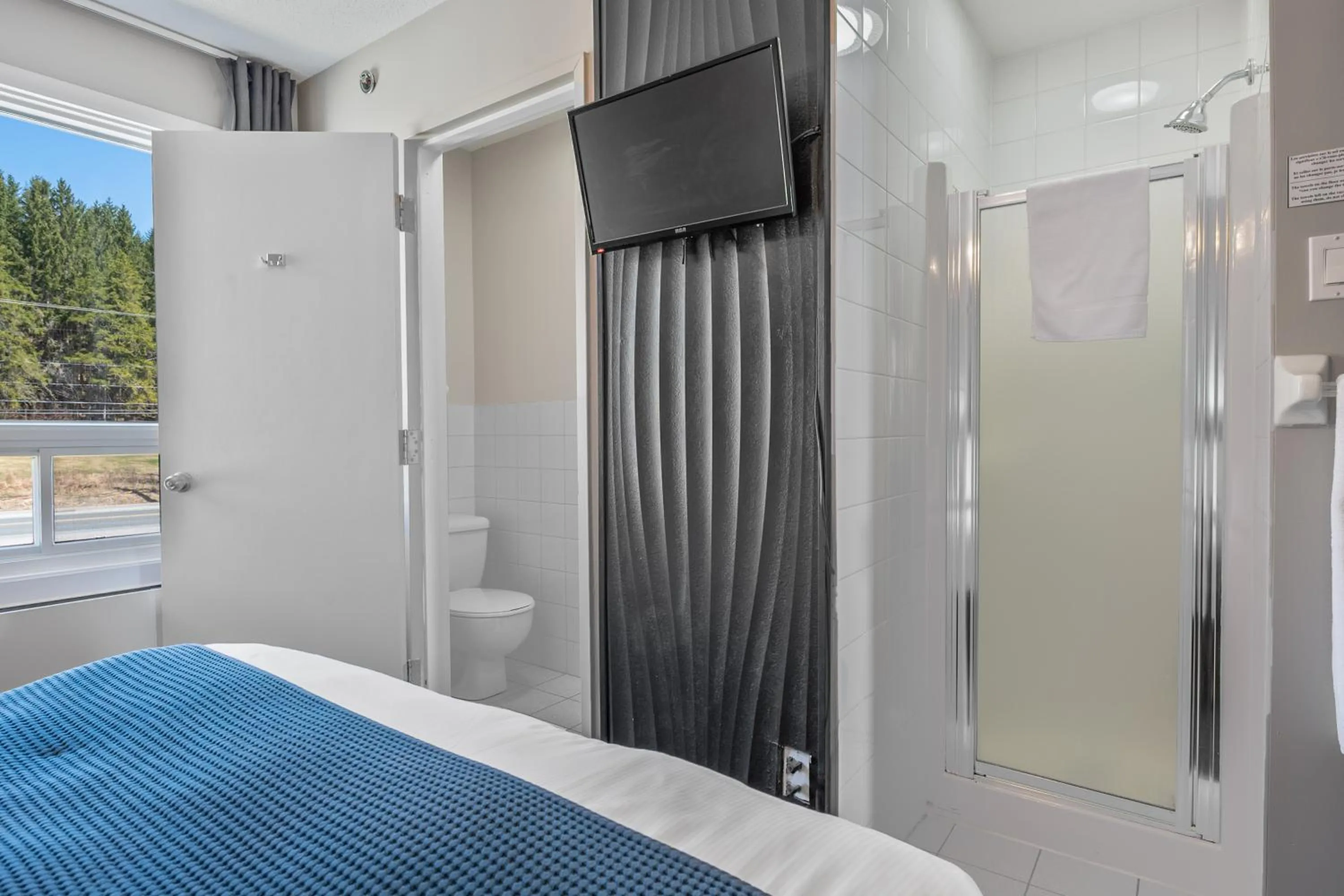 Bathroom, Bed in Manoir Lac-Etchemin