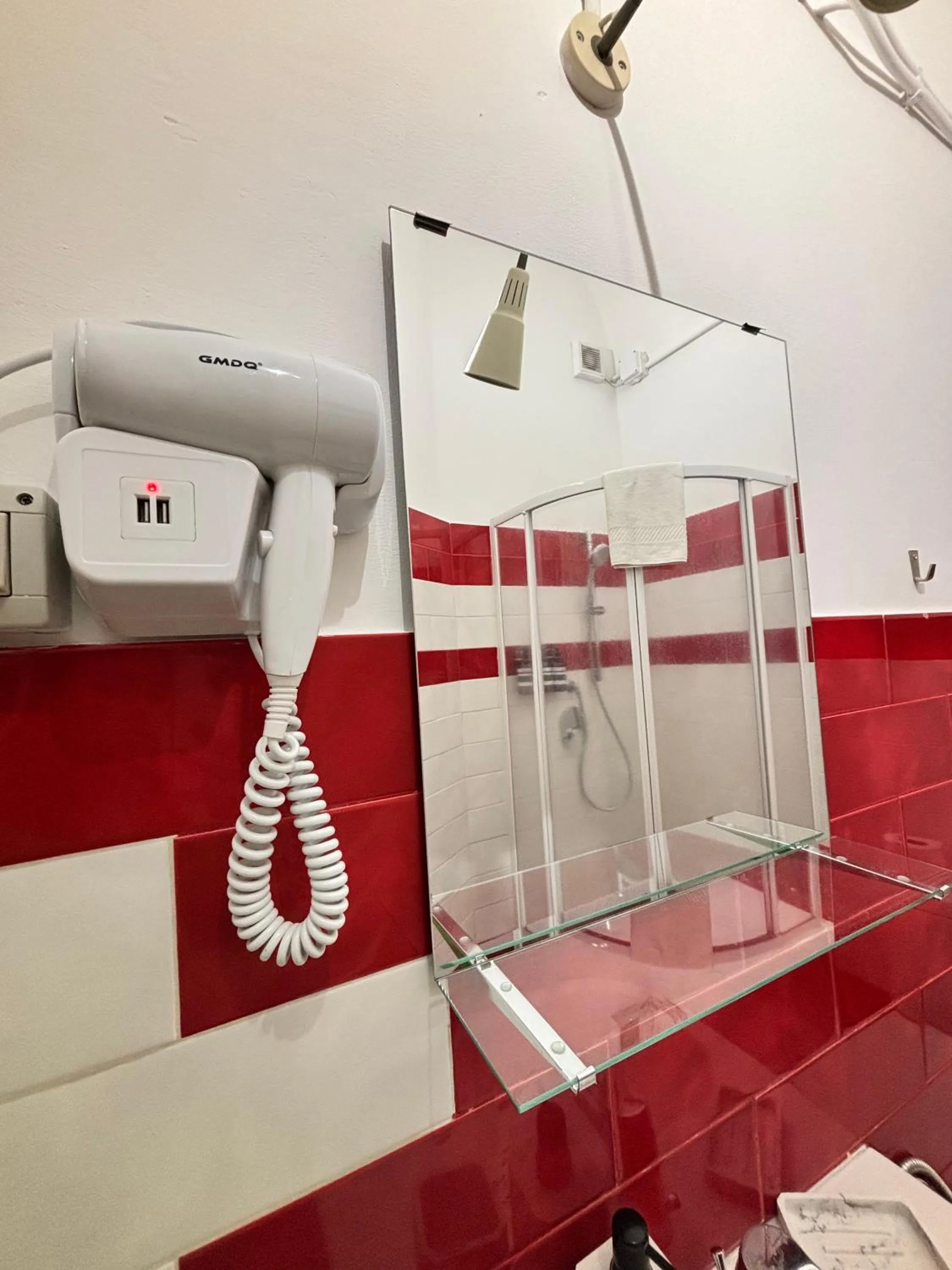 Bathroom in Il Teatro Rooms