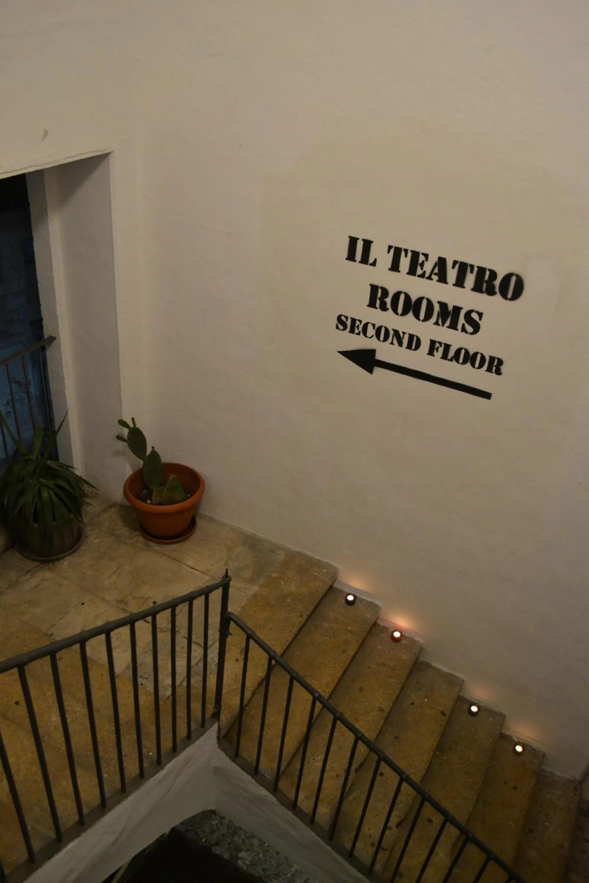Il Teatro Rooms