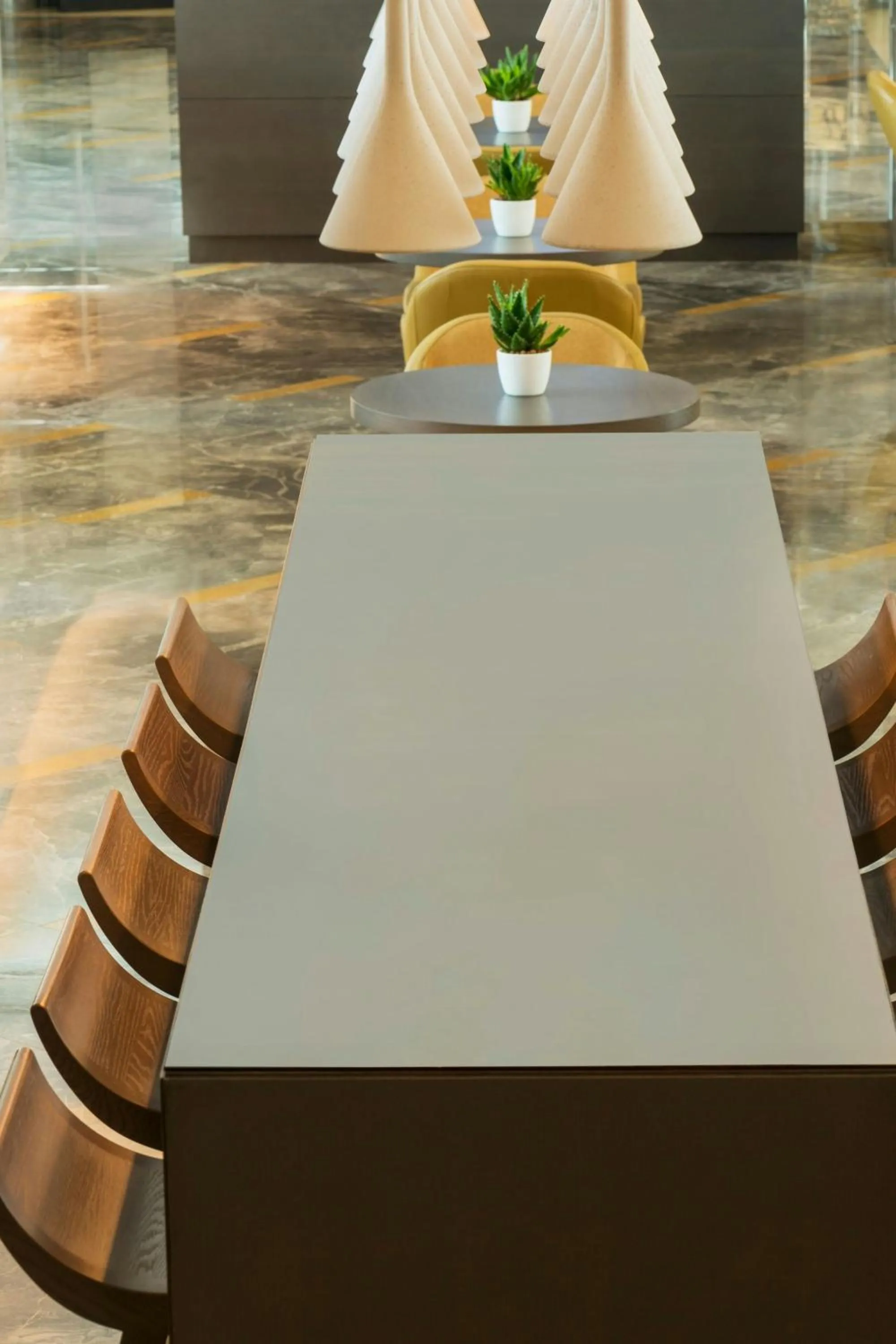 Lounge or bar in Le Royal Meridien Abu Dhabi