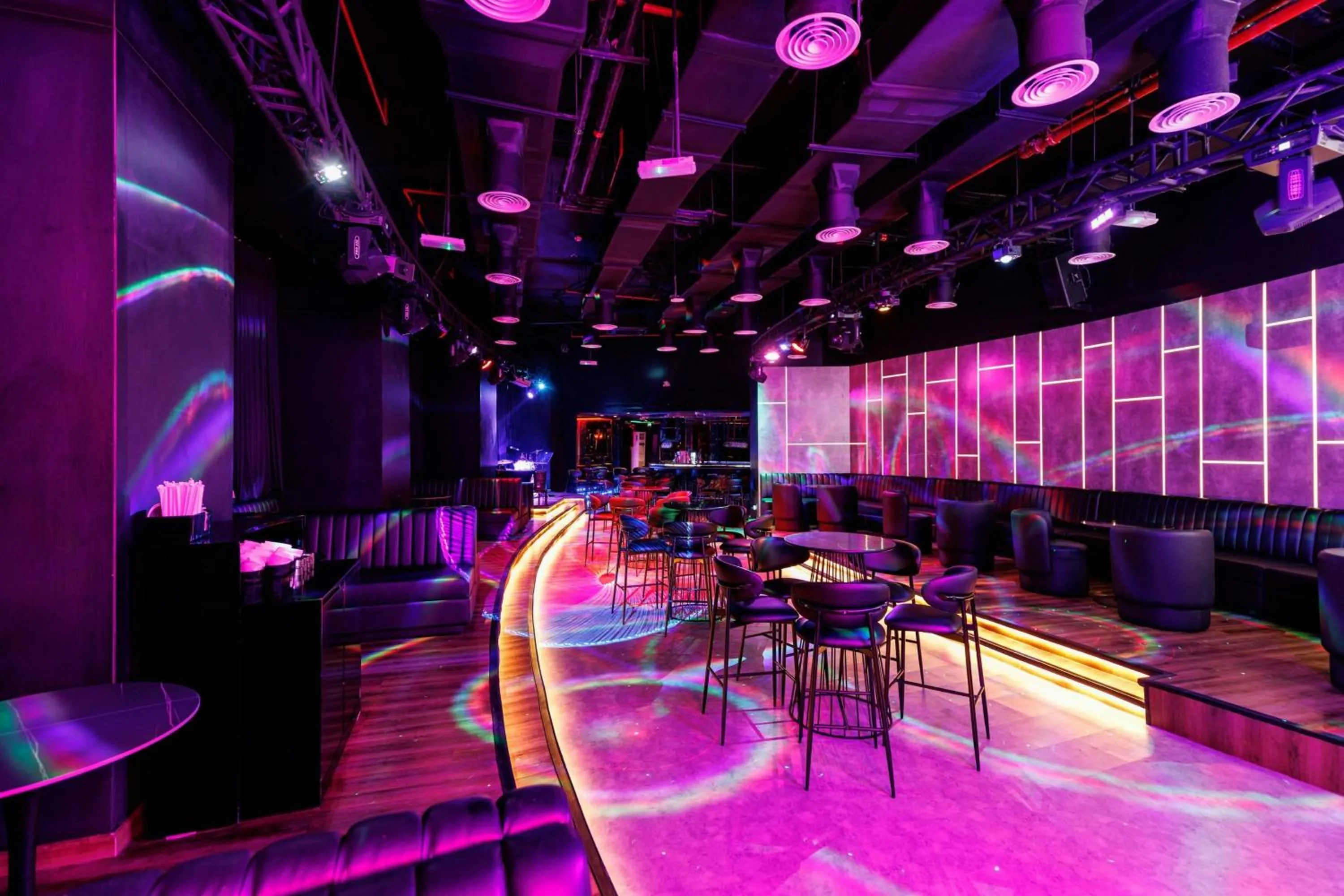 Restaurant/places to eat in Le Royal Meridien Abu Dhabi