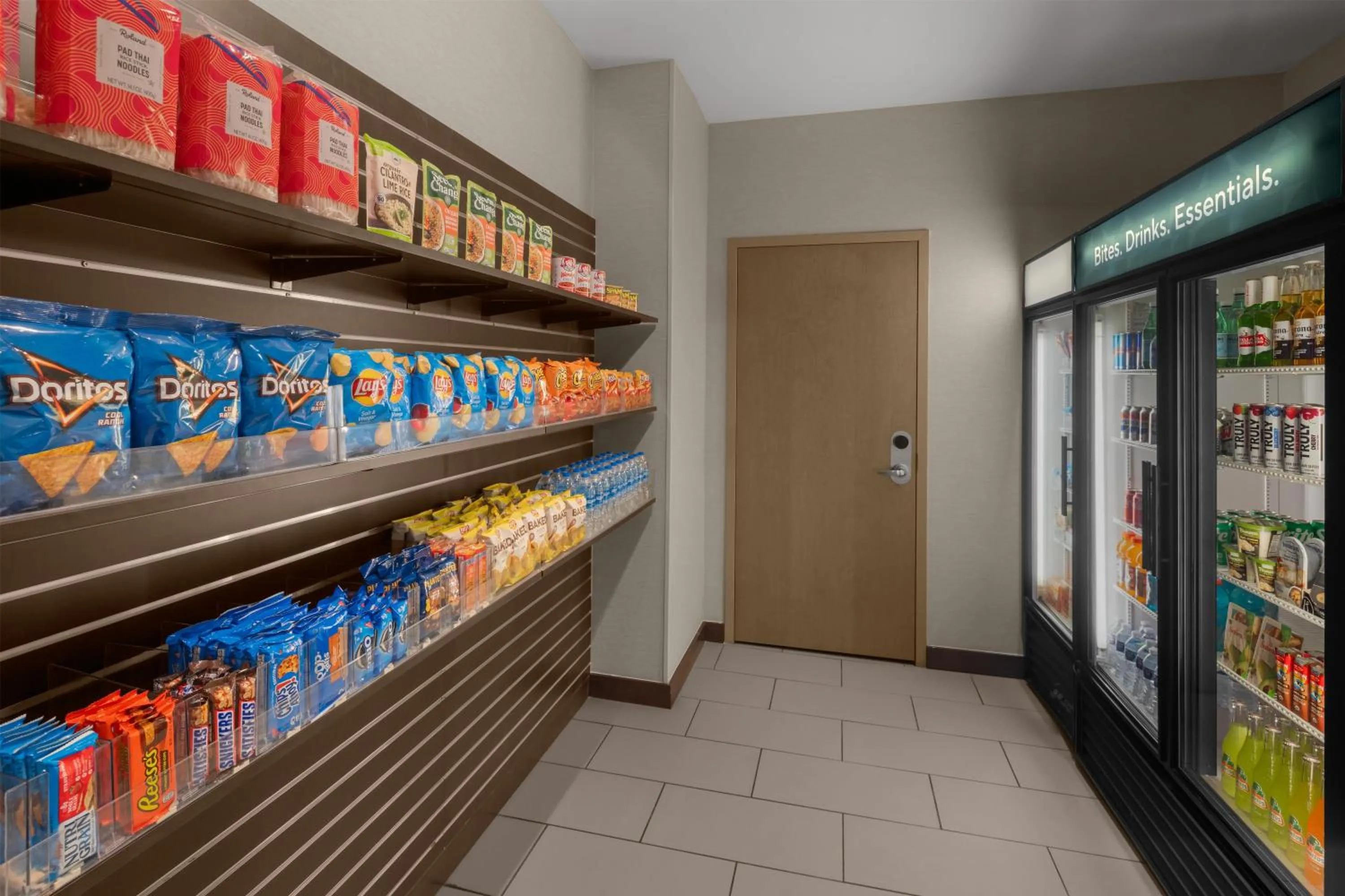 Restaurant/places to eat in Hyatt House Pittsburgh-South Side