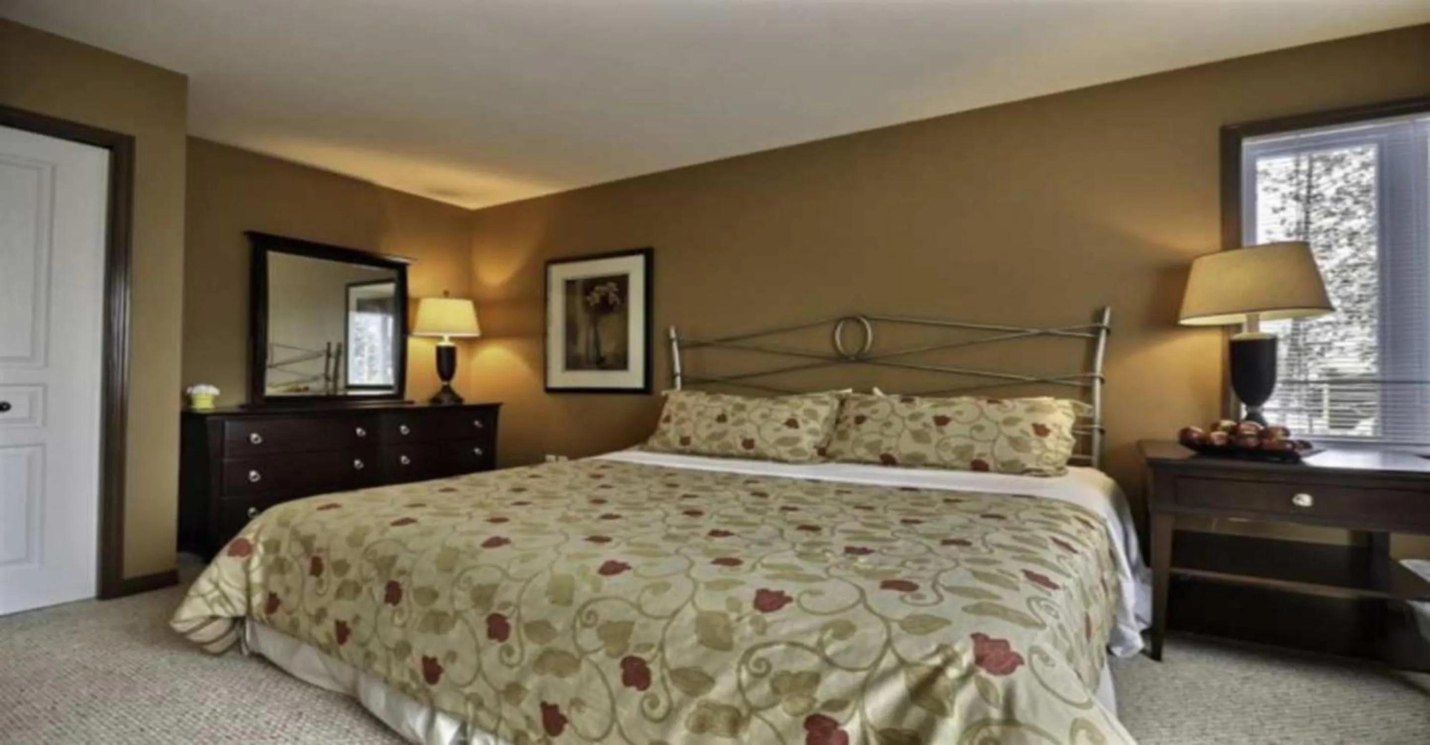 Bed in Aiglon by Rendez-Vous Mont-Tremblant