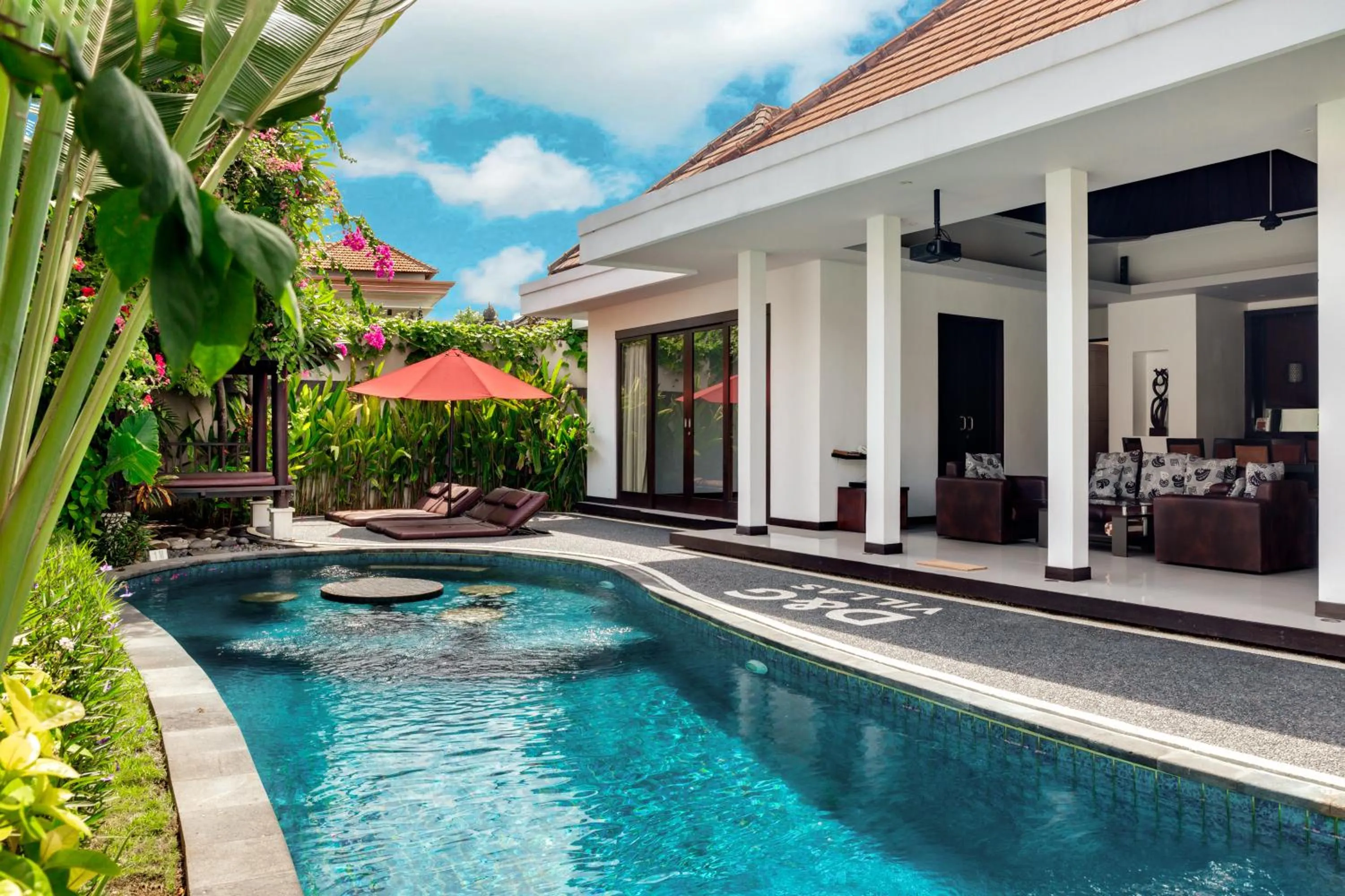 Swimming pool in D&G Villas Nusa Dua