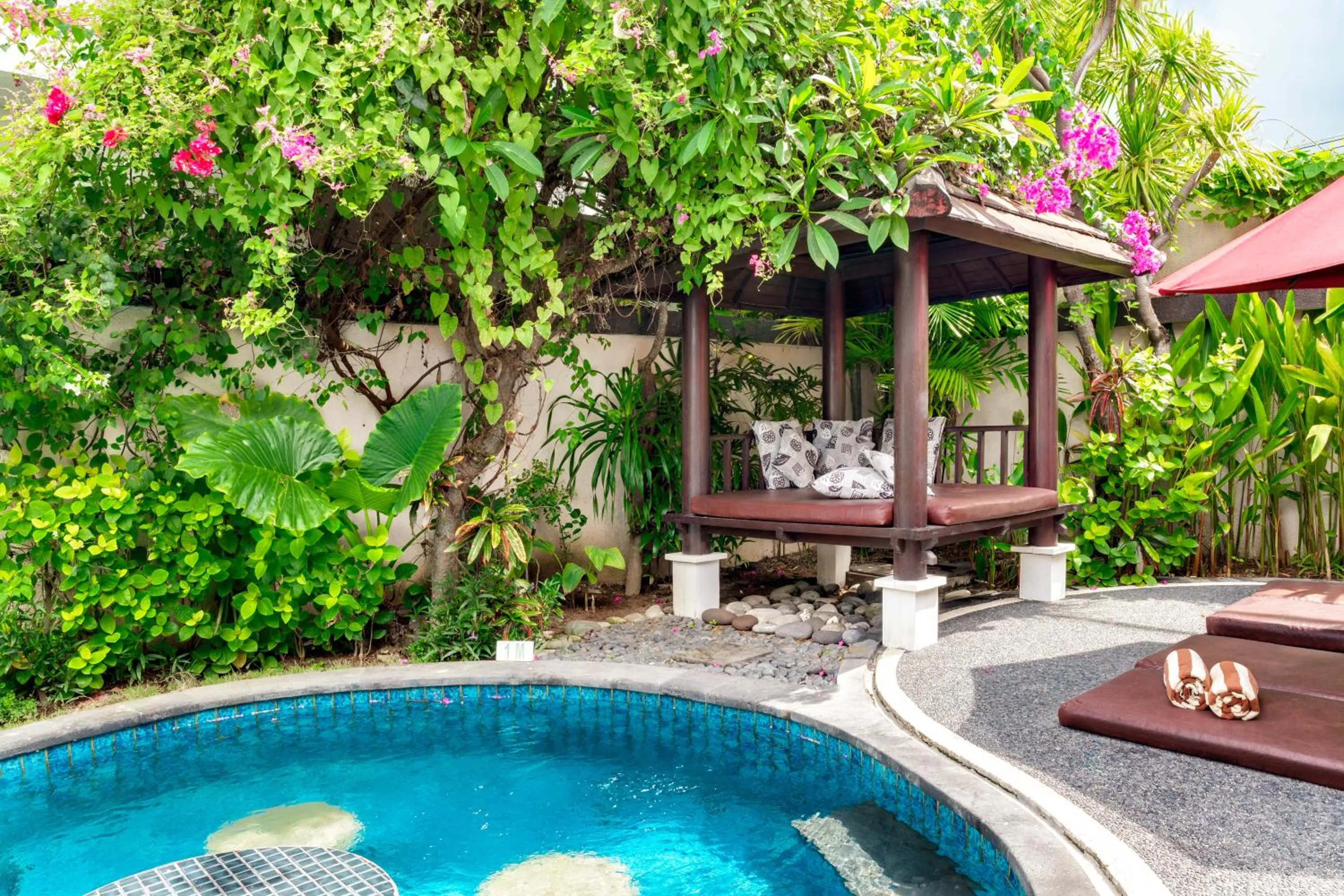 Swimming pool in D&G Villas Nusa Dua