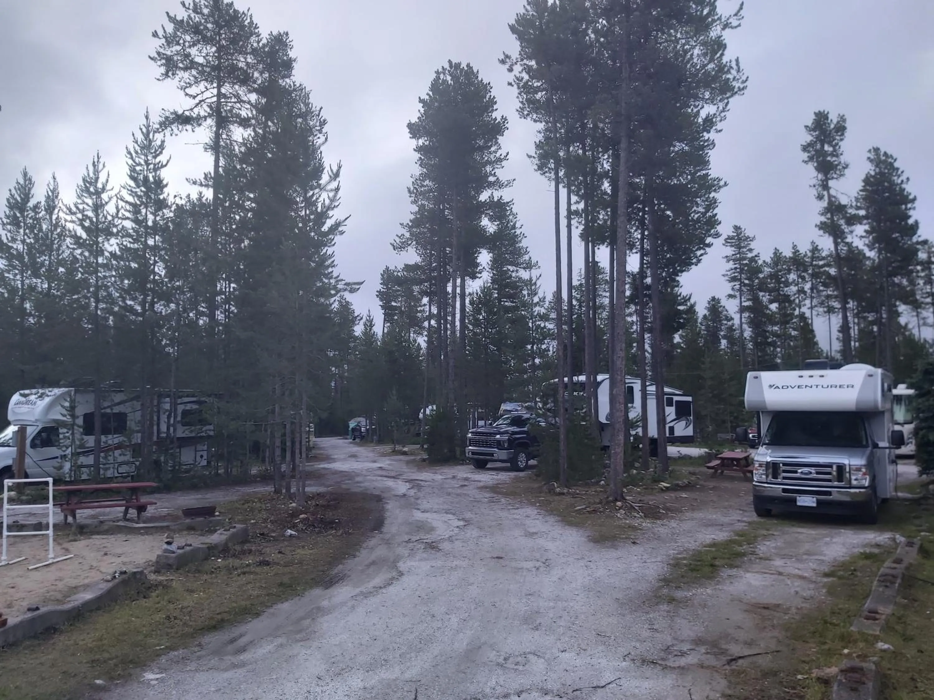 Blue River Campgrounds & Cabin-public washroom