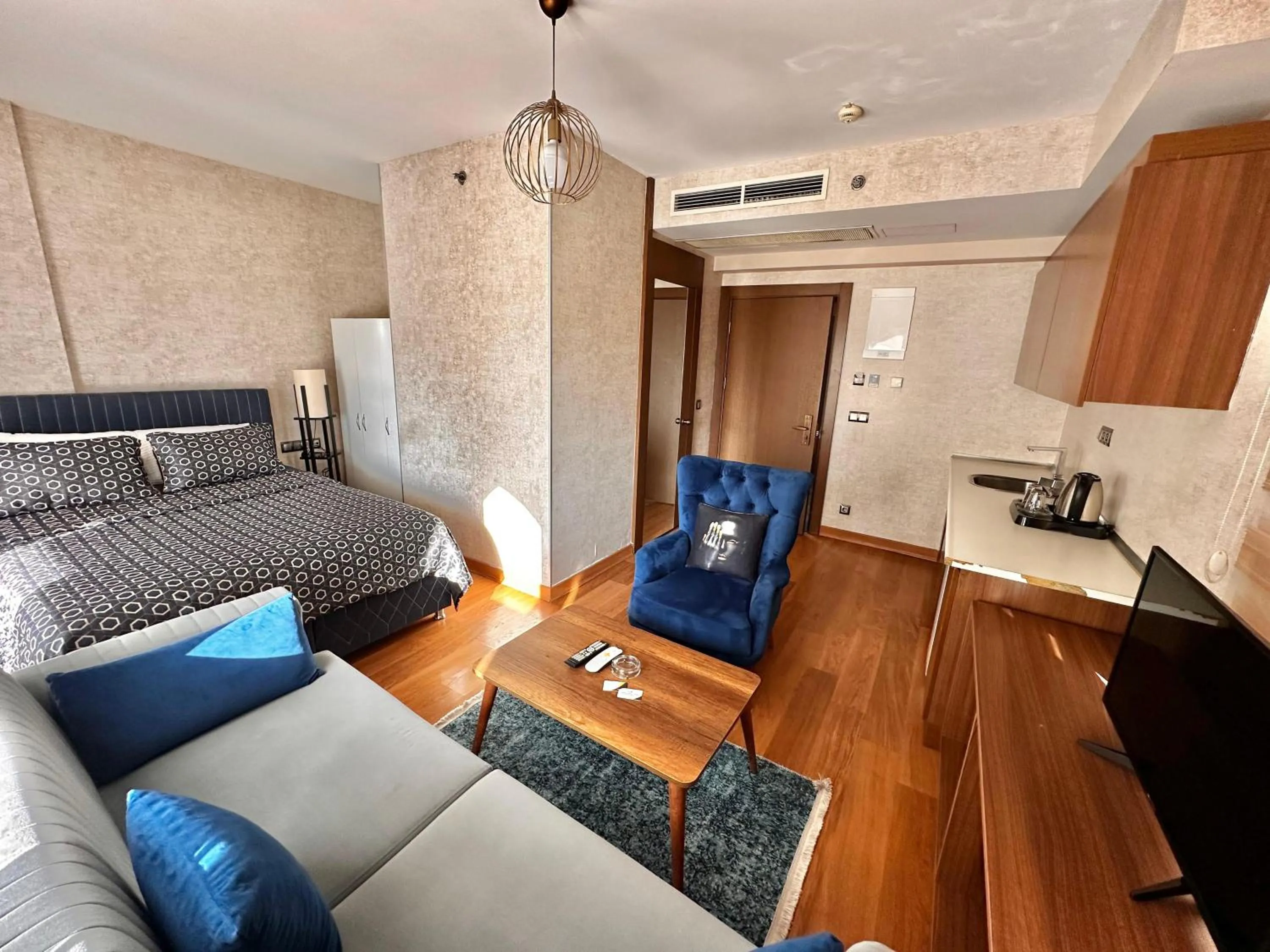 SABİHA GOKCEN İSTANBUL HOUSES Airport