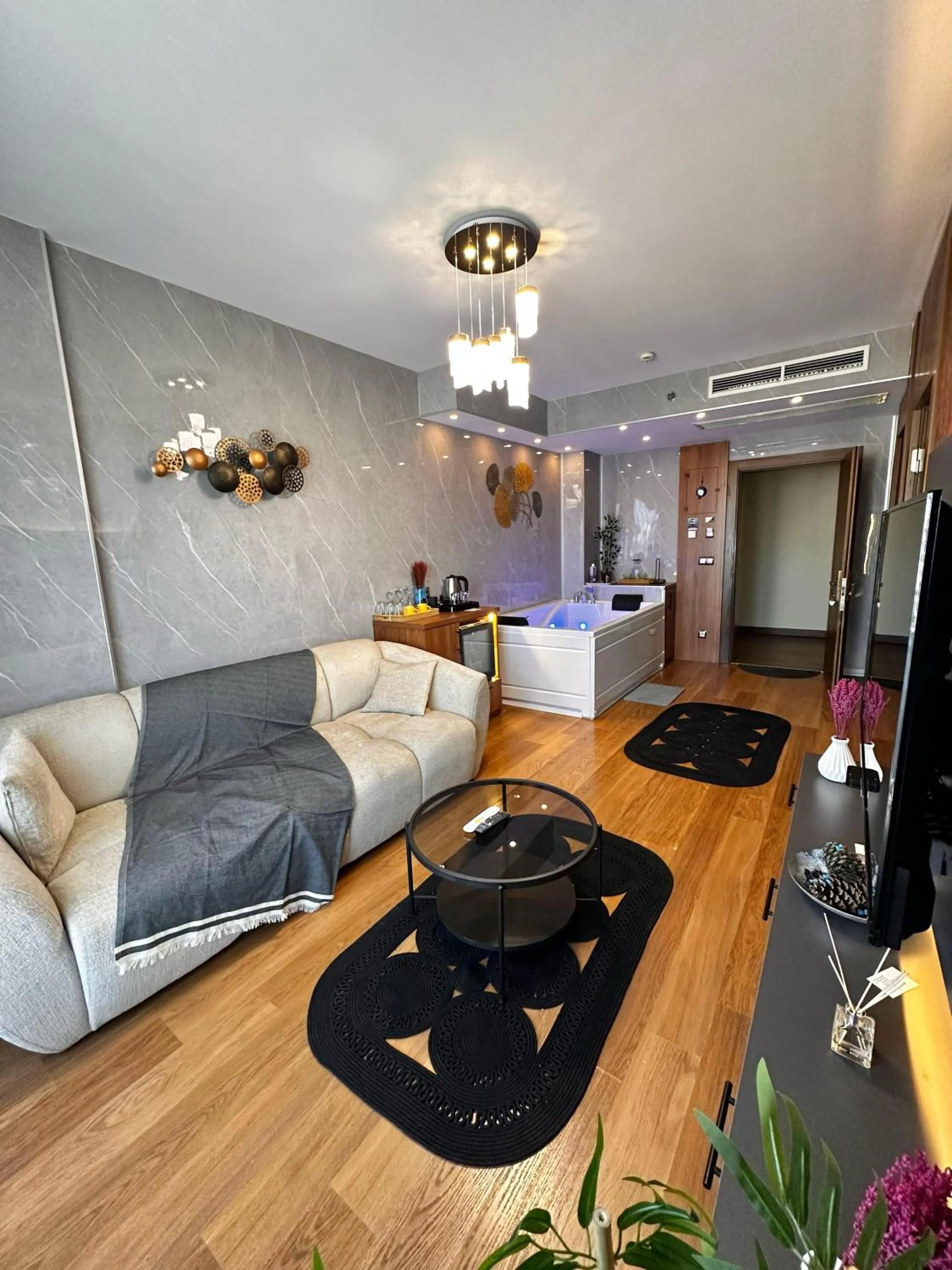 SABİHA GOKCEN İSTANBUL HOUSES Airport