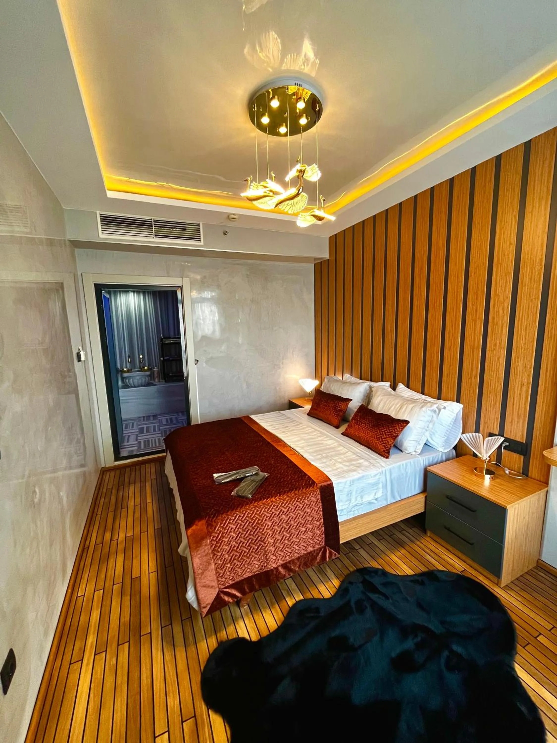 Bed in SABİHA GOKCEN İSTANBUL HOUSES Airport