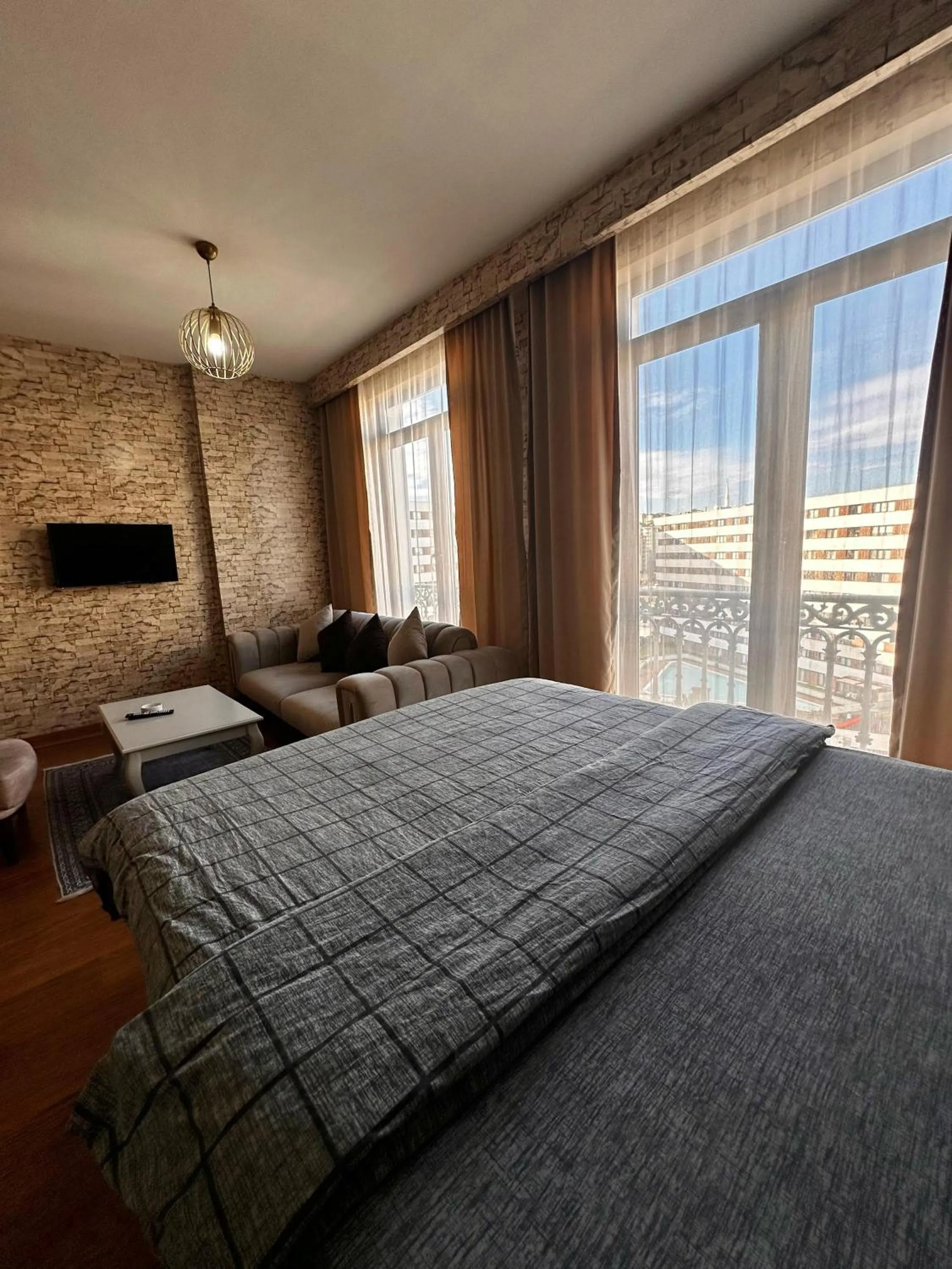 Bed in SABİHA GOKCEN İSTANBUL HOUSES Airport