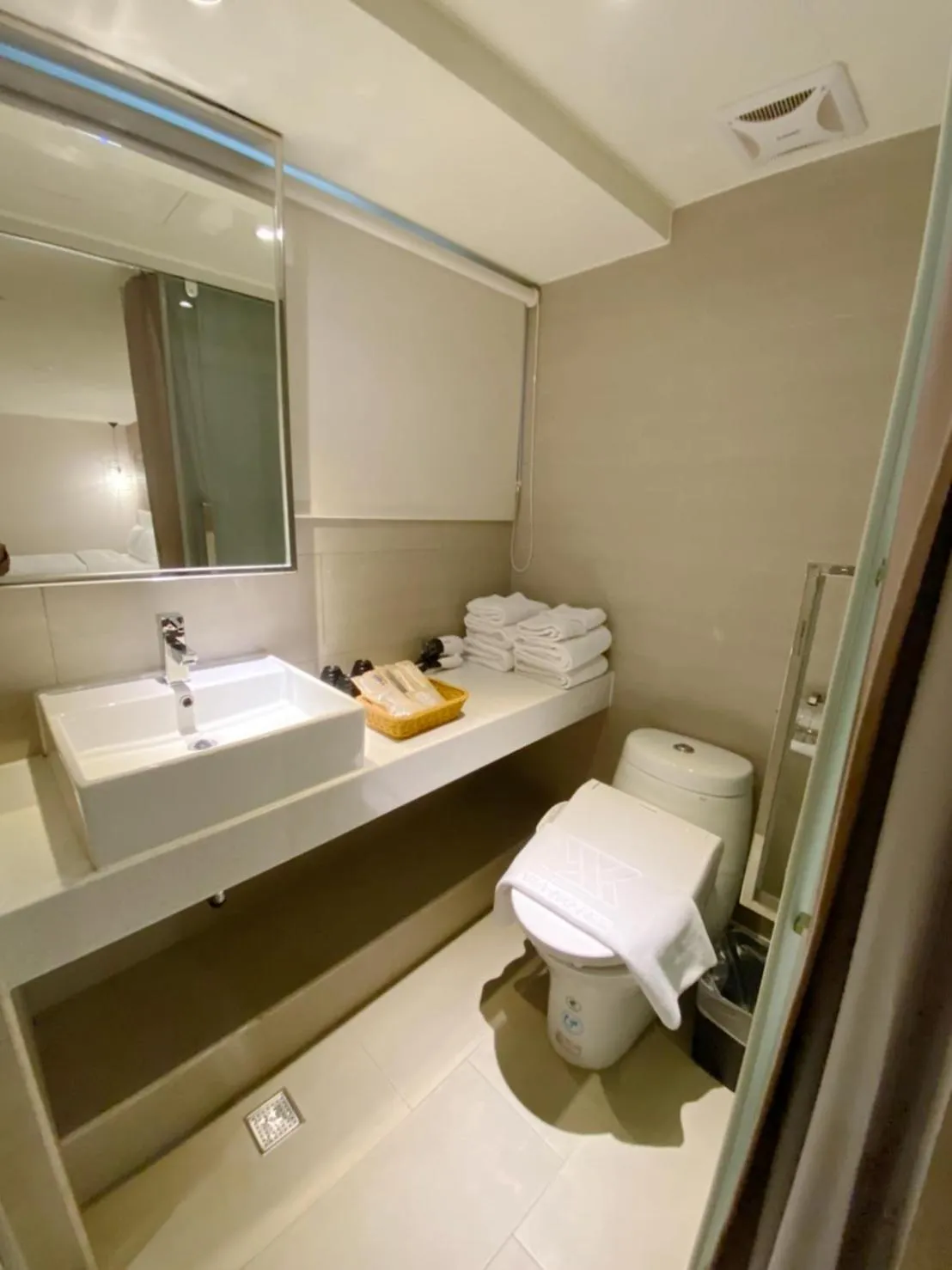 Toilet in Via Loft Hotel