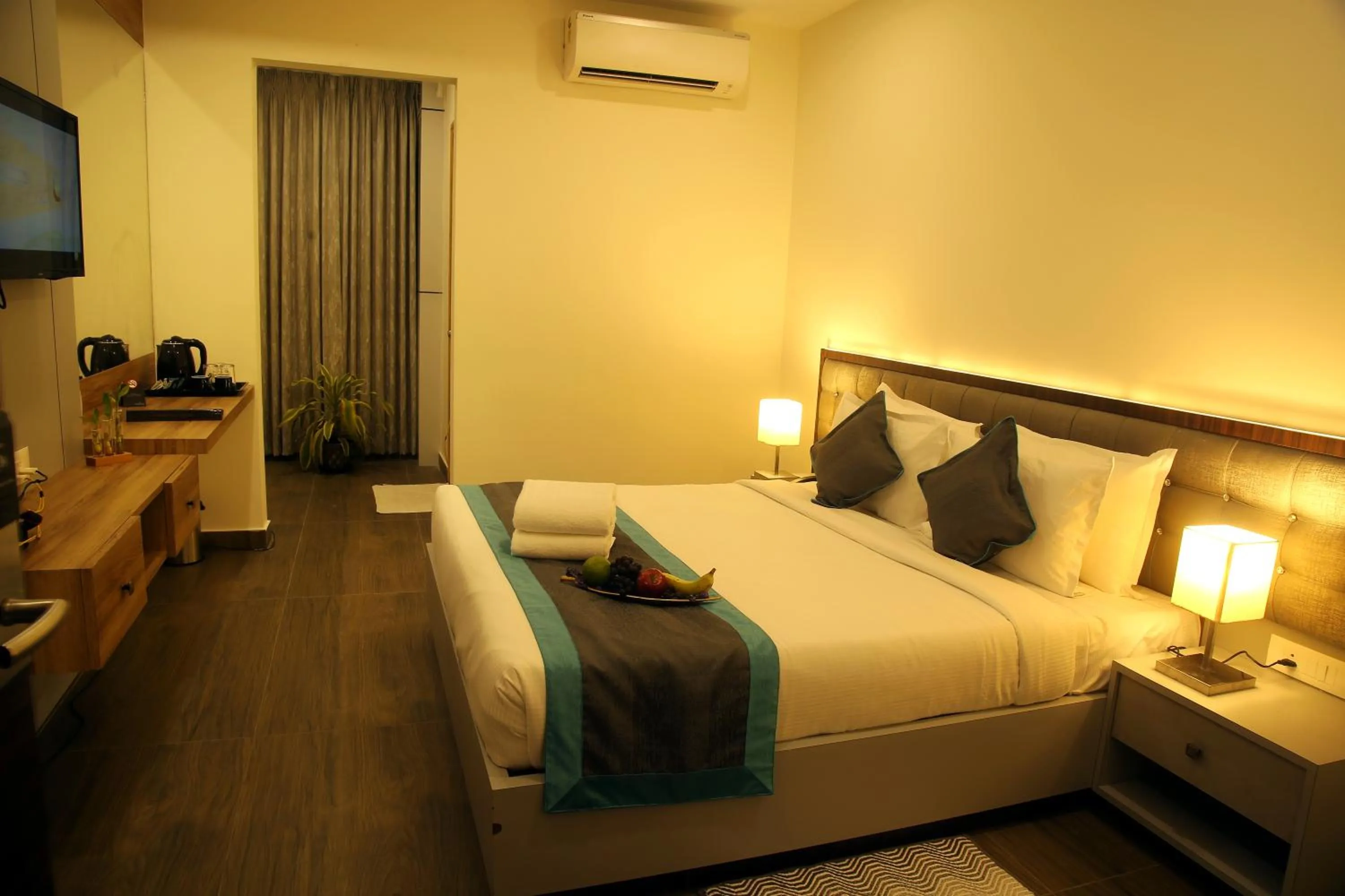 Bed in PARK IRIS HOTELS, MG Road