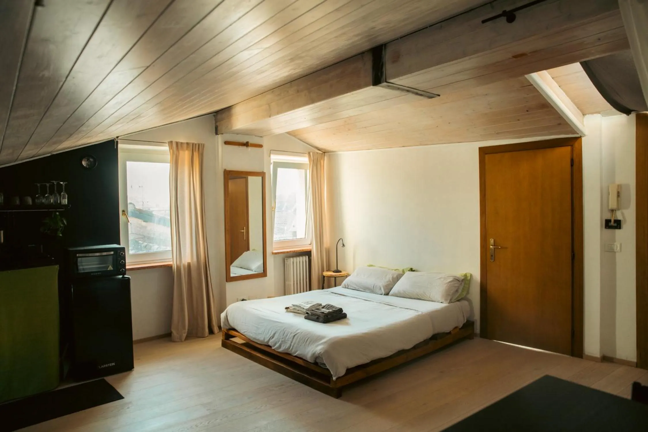 Bedroom in CA11 - Apartments