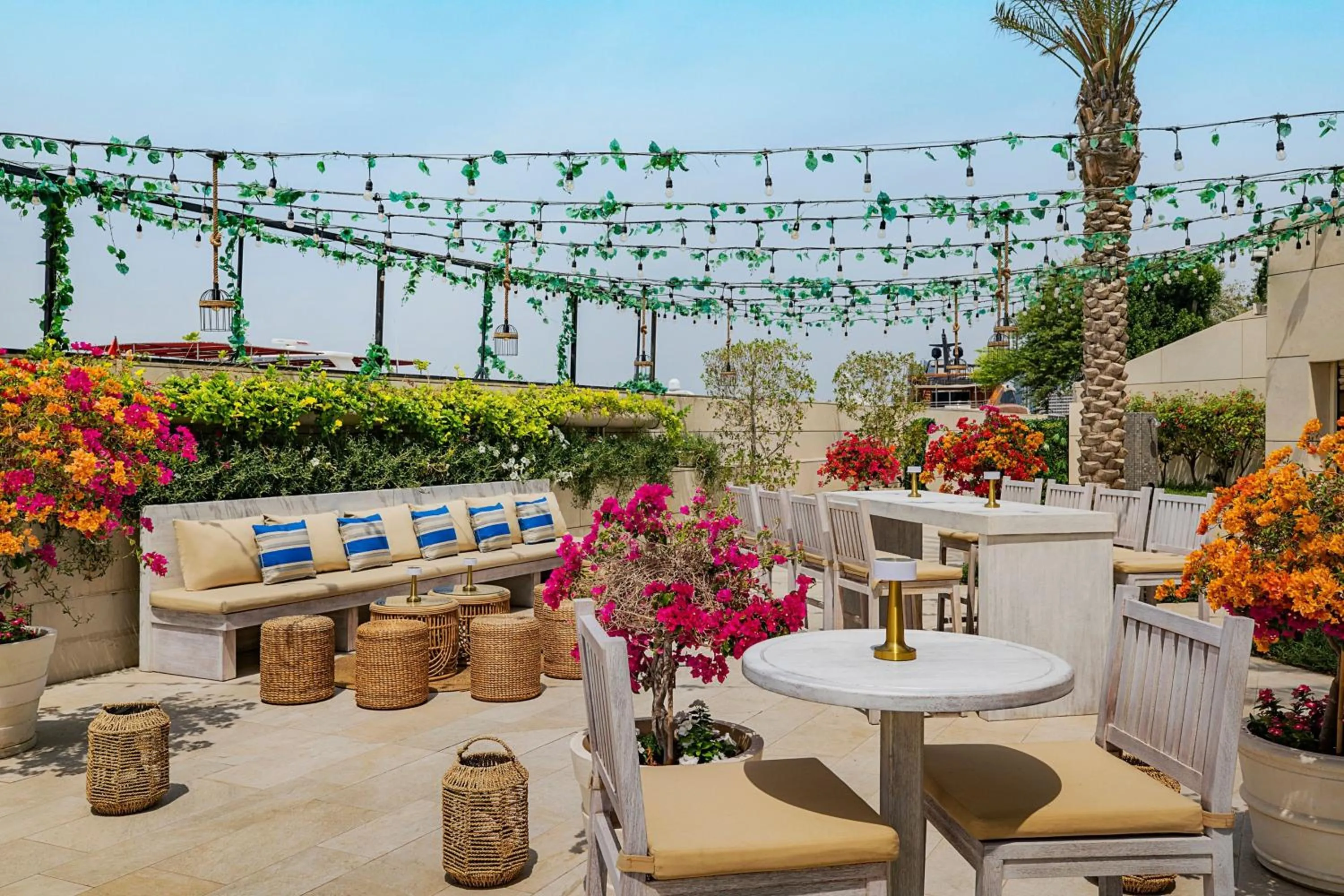 Restaurant/places to eat in Sheraton Dubai Creek Hotel & Towers