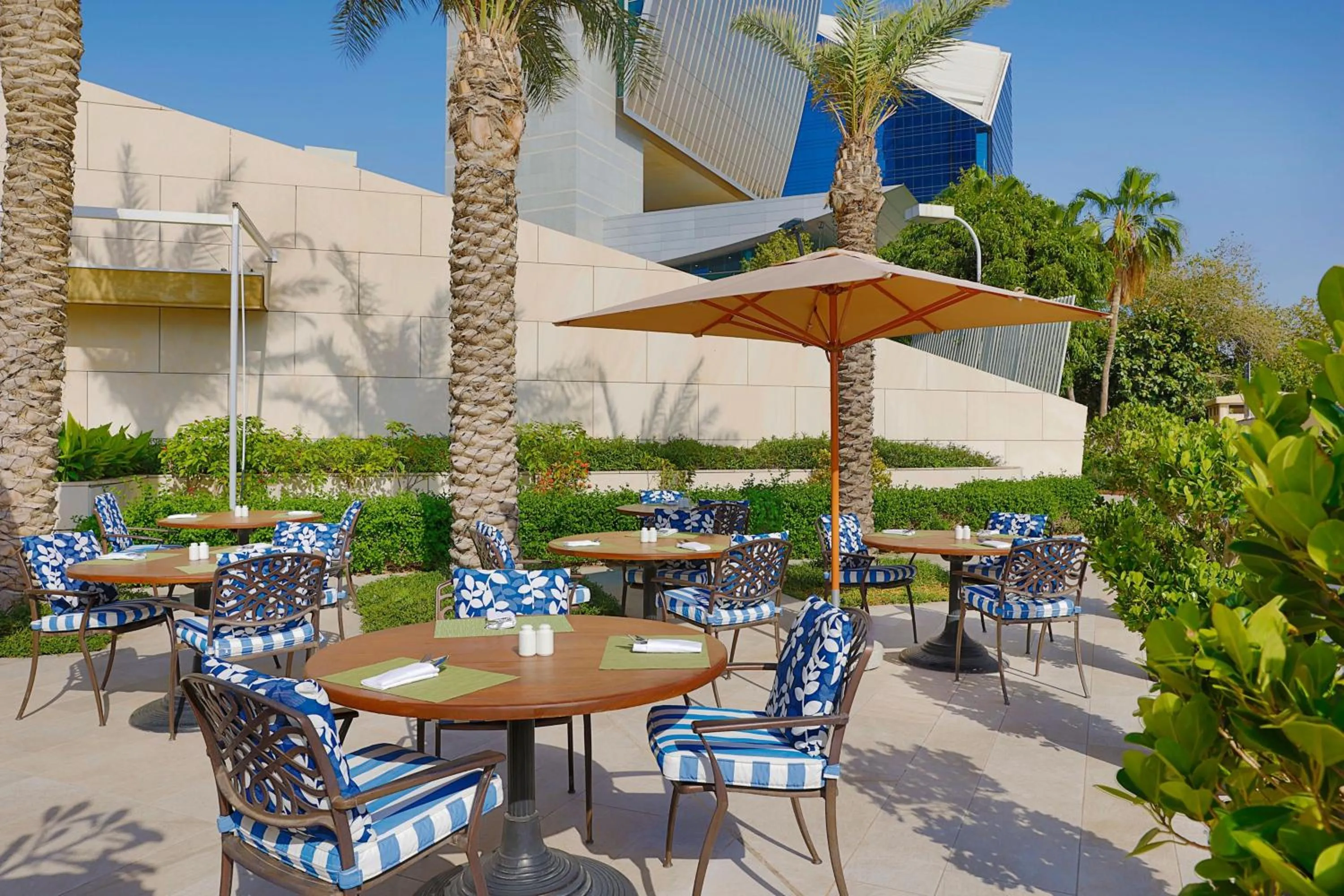 Restaurant/places to eat in Sheraton Dubai Creek Hotel & Towers