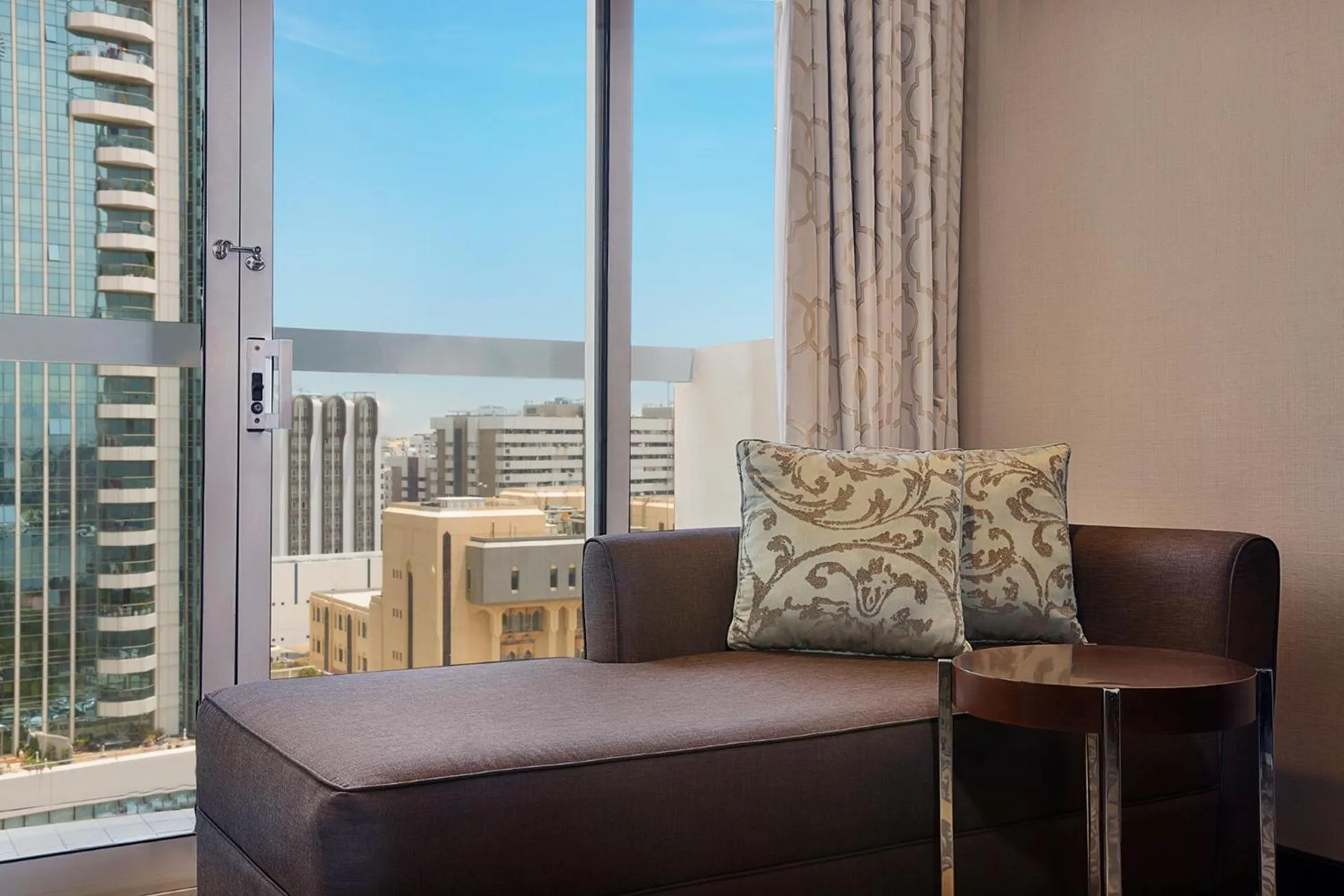 Seating area in Sheraton Dubai Creek Hotel & Towers